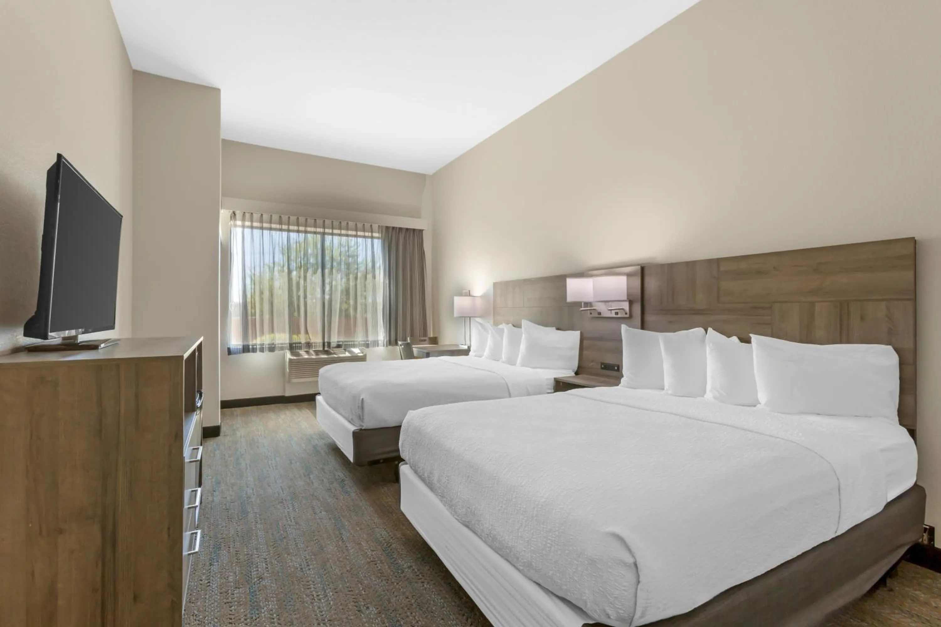 Bedroom, Bed in Best Western Plus Executive Residency Phoenix North Happy Valley