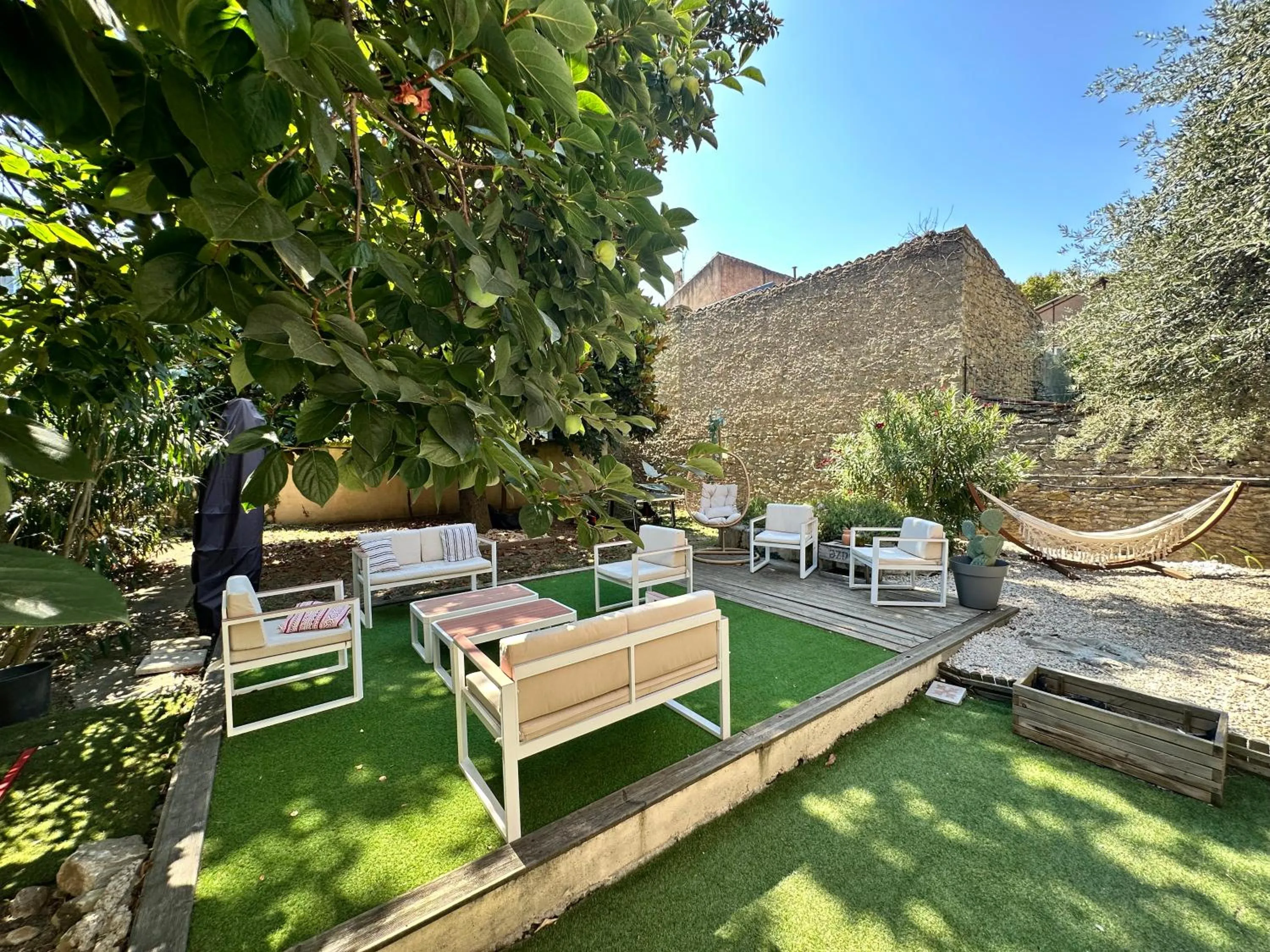 Garden in Chambres d'hotes - Le Magnolia