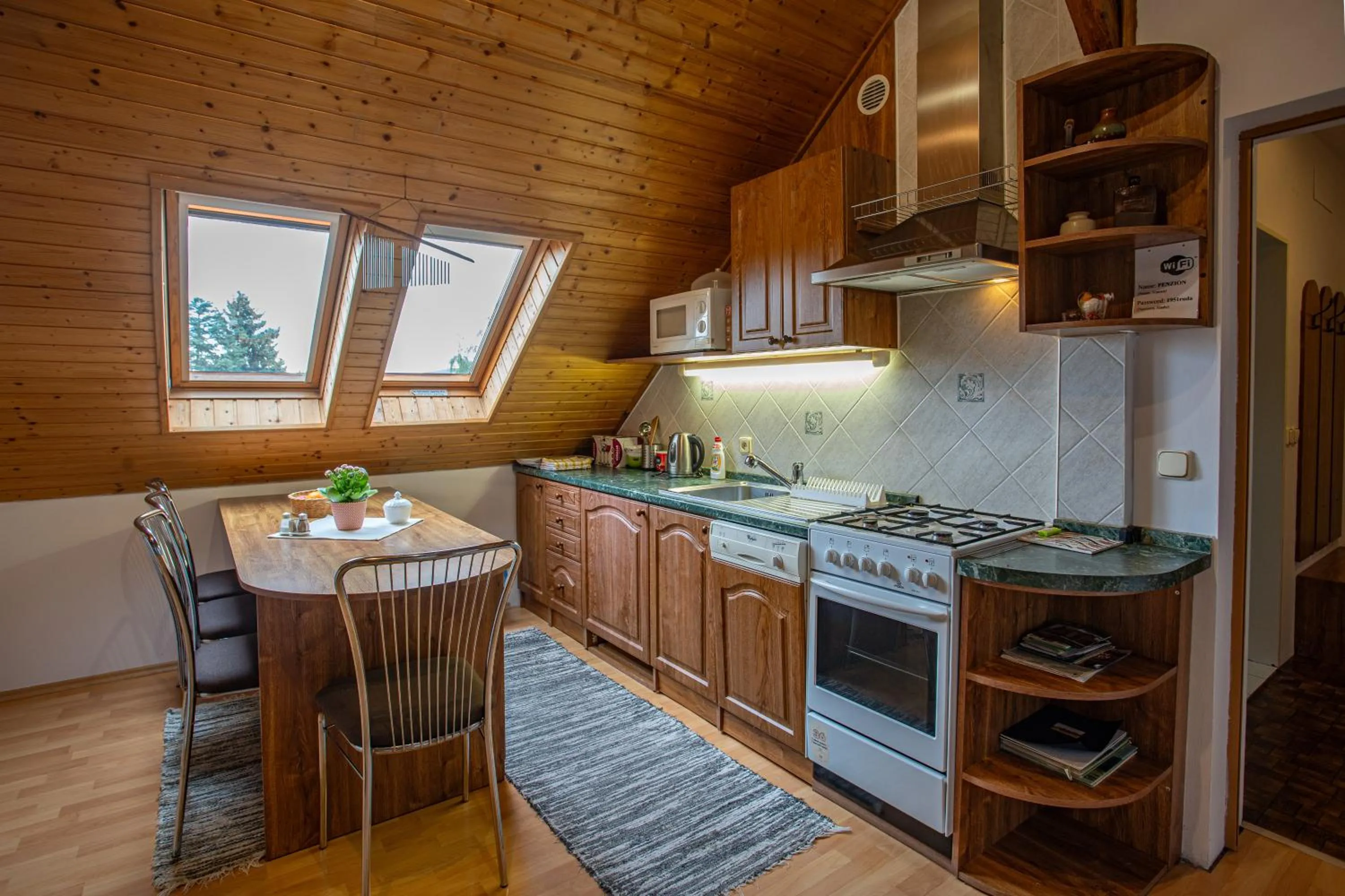 Kitchen or kitchenette in Penzion Eva Krnov