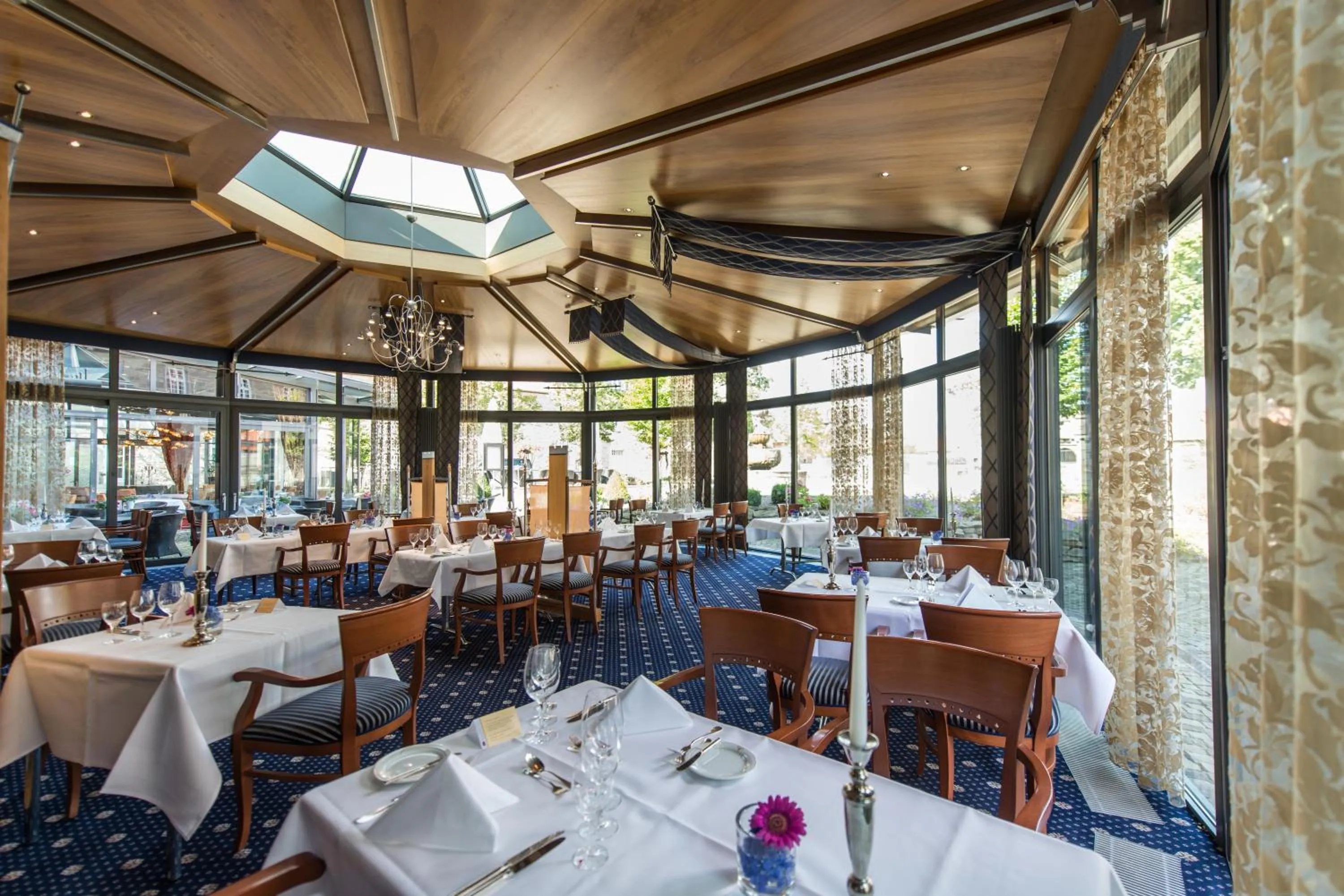 Restaurant/places to eat in Göbels Schlosshotel "Prinz von Hessen"