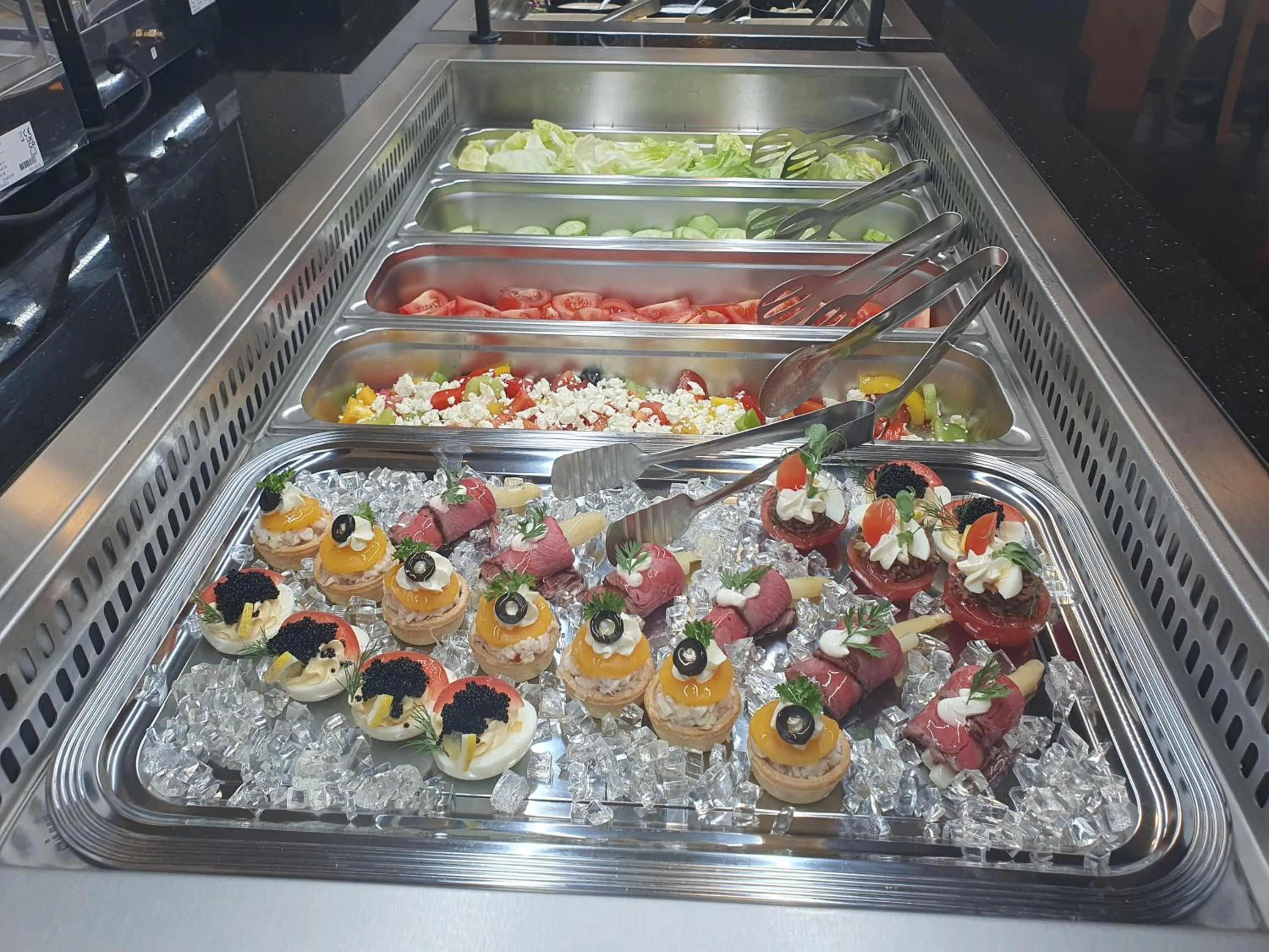 Restaurant/places to eat in Aparthotel Lípa