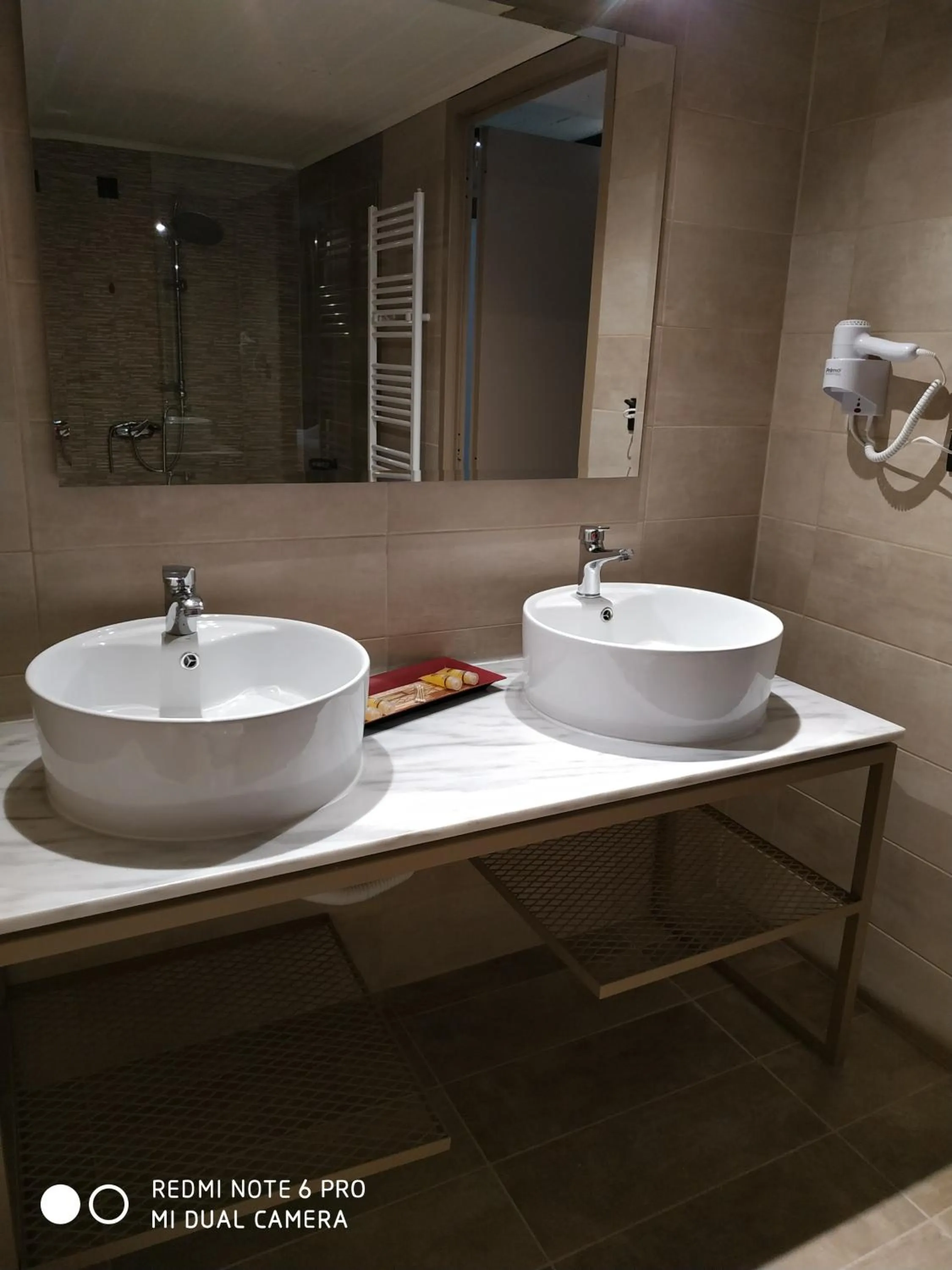 Bathroom in Hotel Koferita