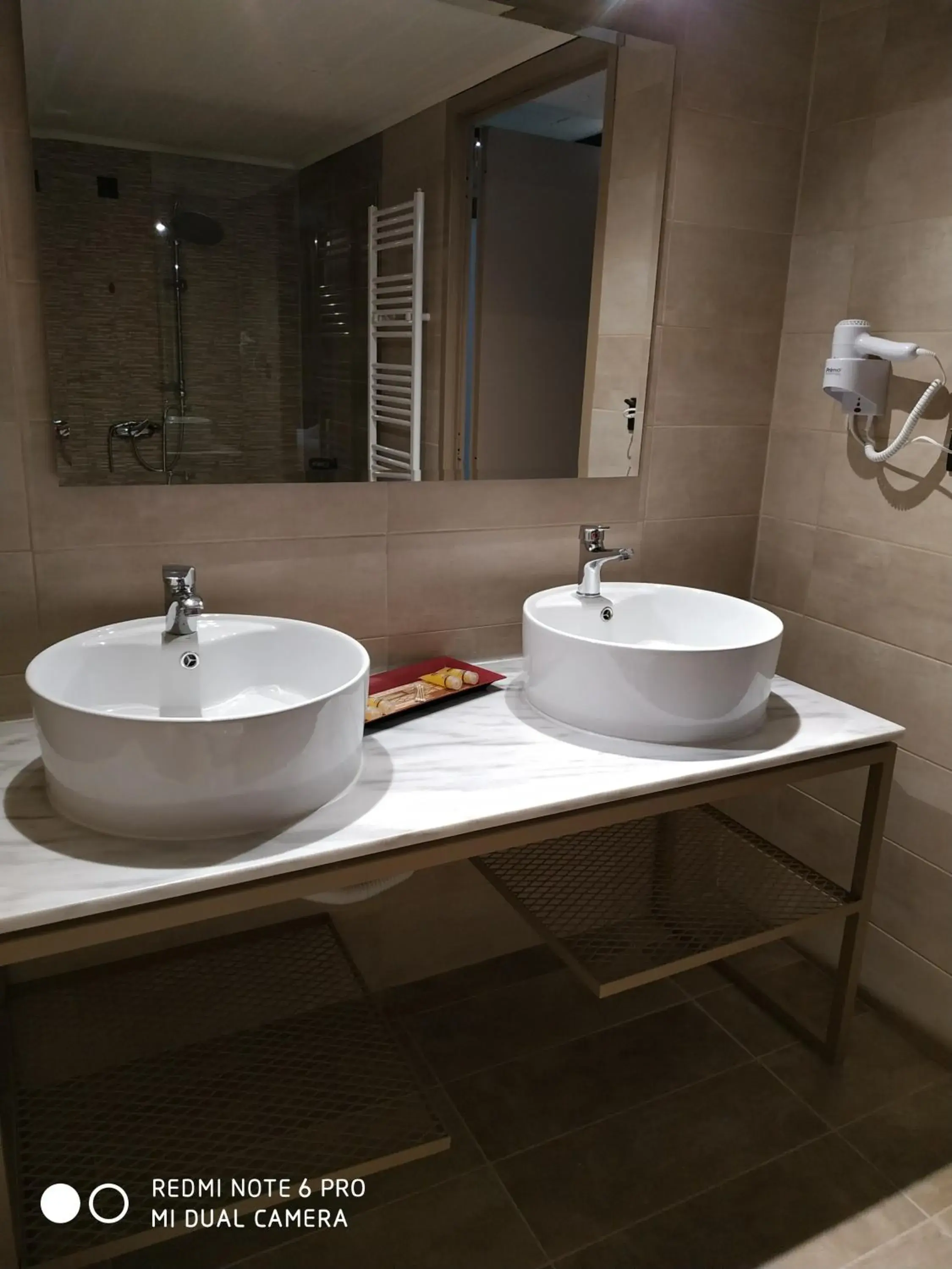 Superior Double Room in Hotel Koferita Superior Double Room in Hotel Koferita