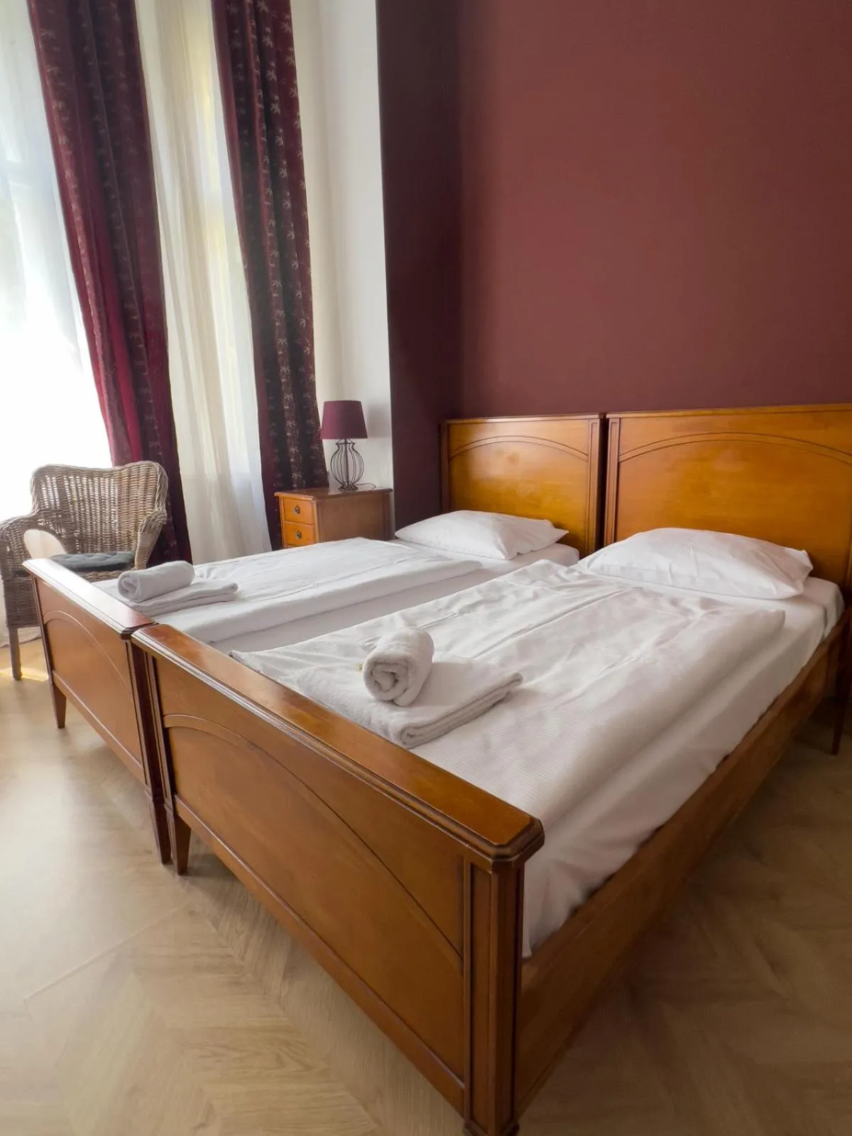 Bed in Hotel-Maison Am Olivaer Platz