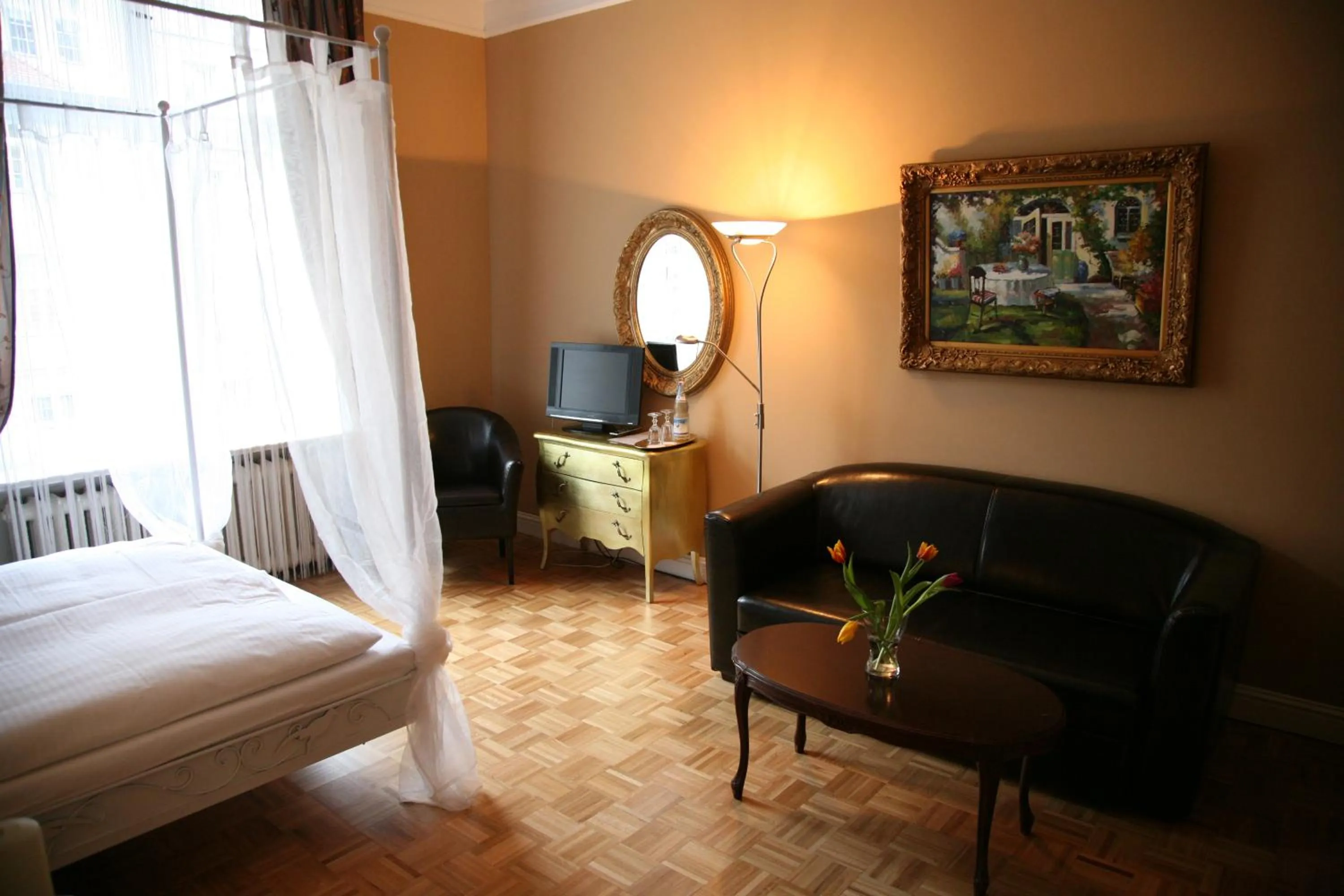 Day in Hotel-Maison Am Olivaer Platz