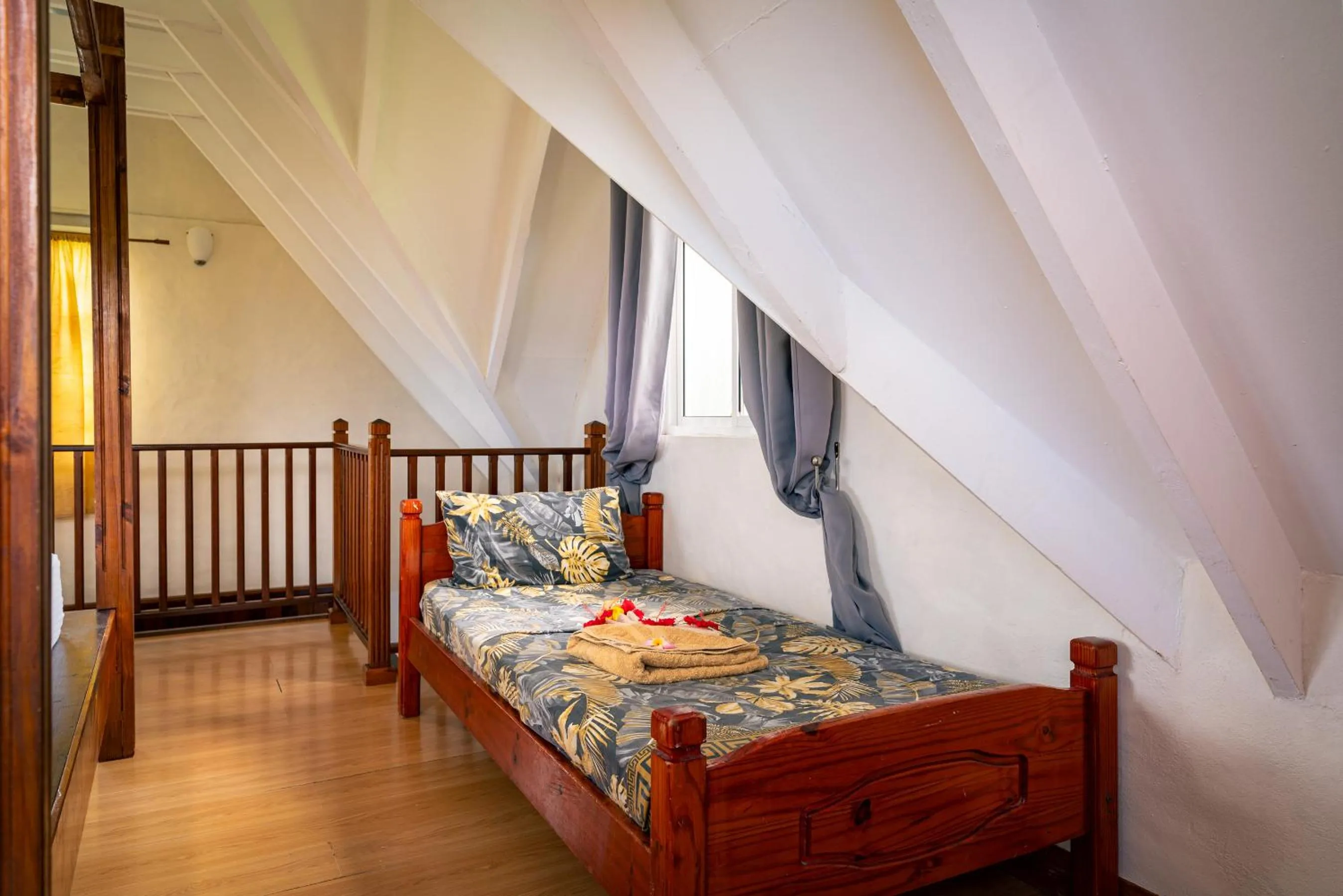 Bed in Lemongrass Lodge