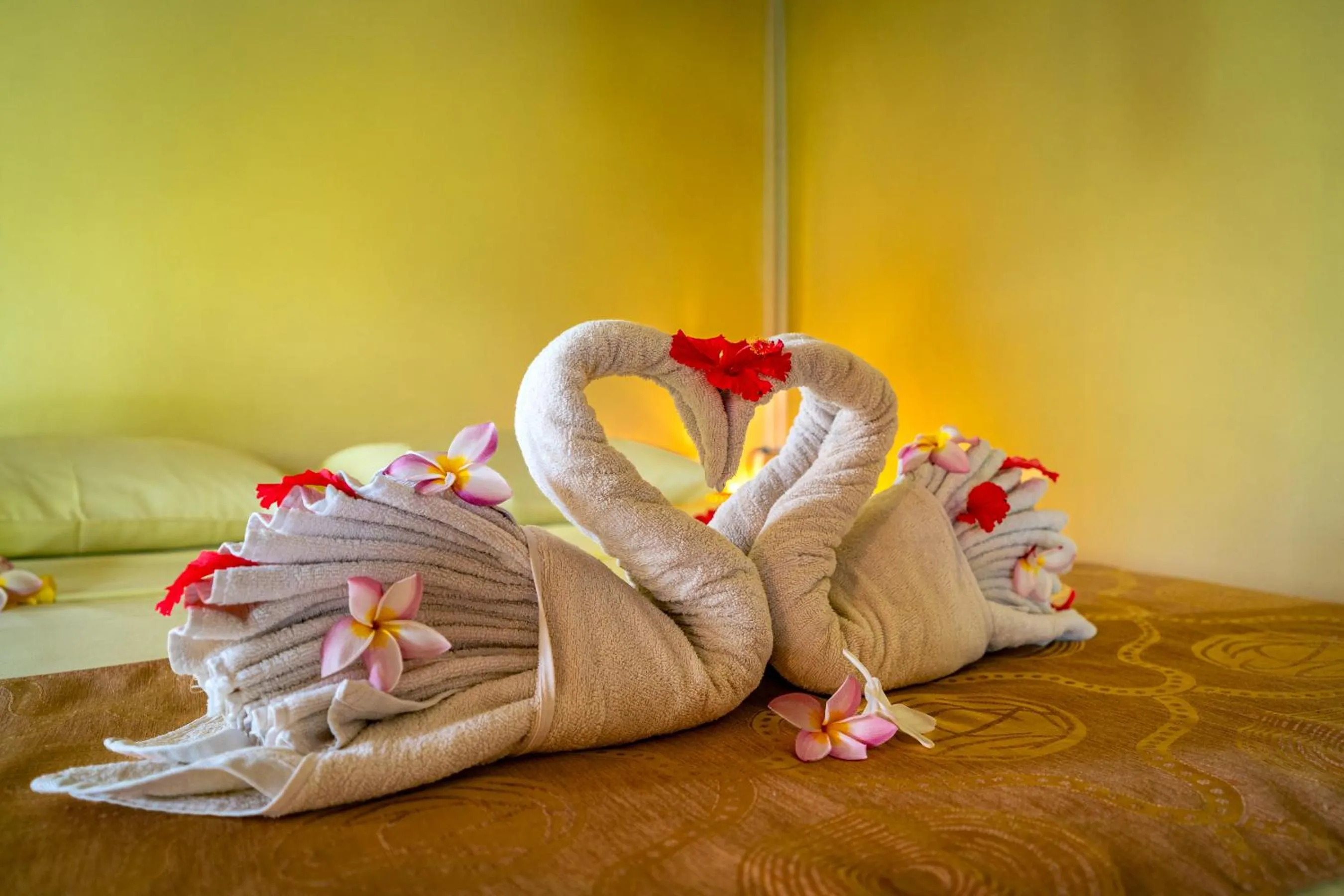 Bed in Lemongrass Lodge