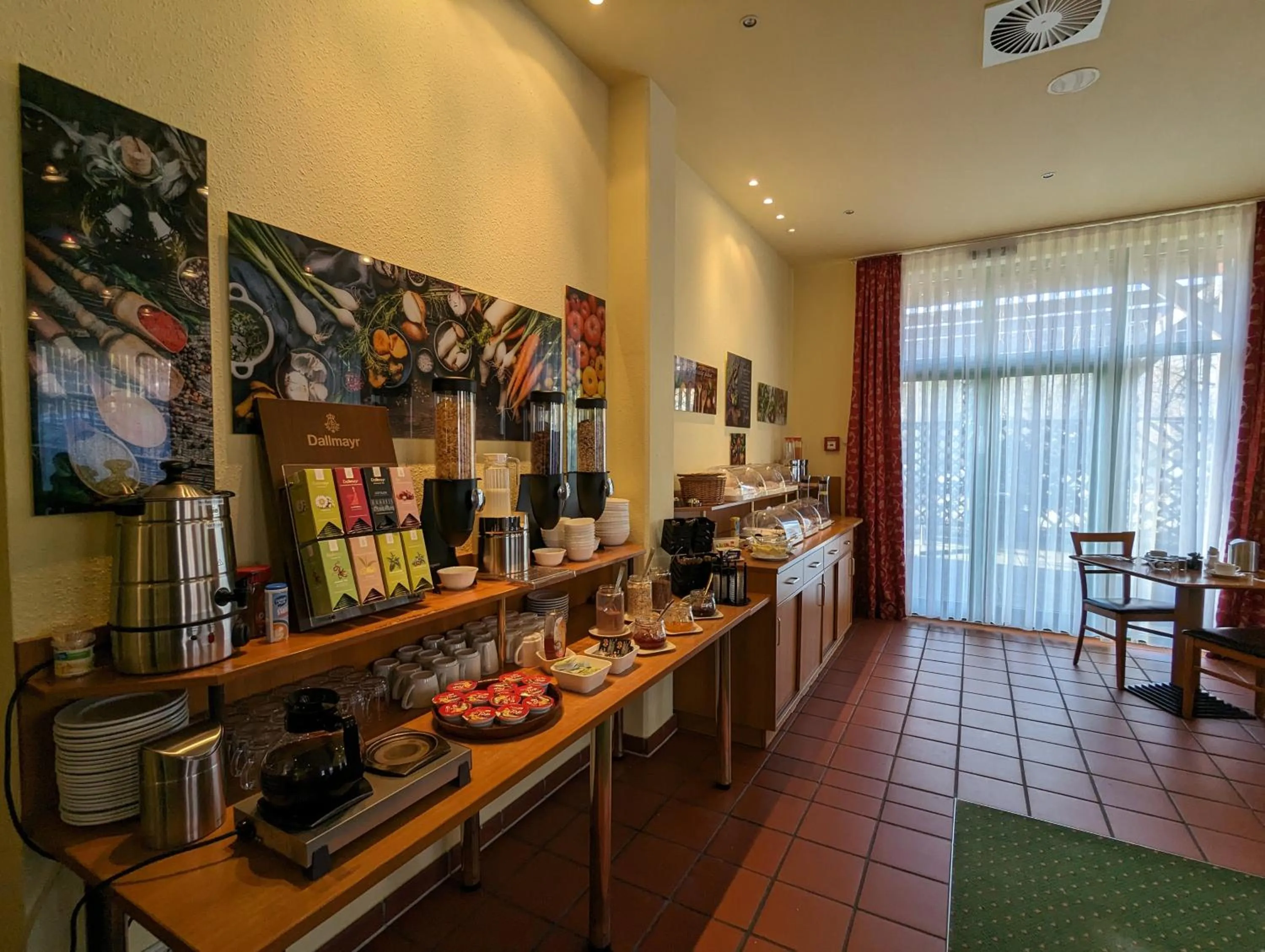 Buffet breakfast in ACRON Hotel Wittenberg