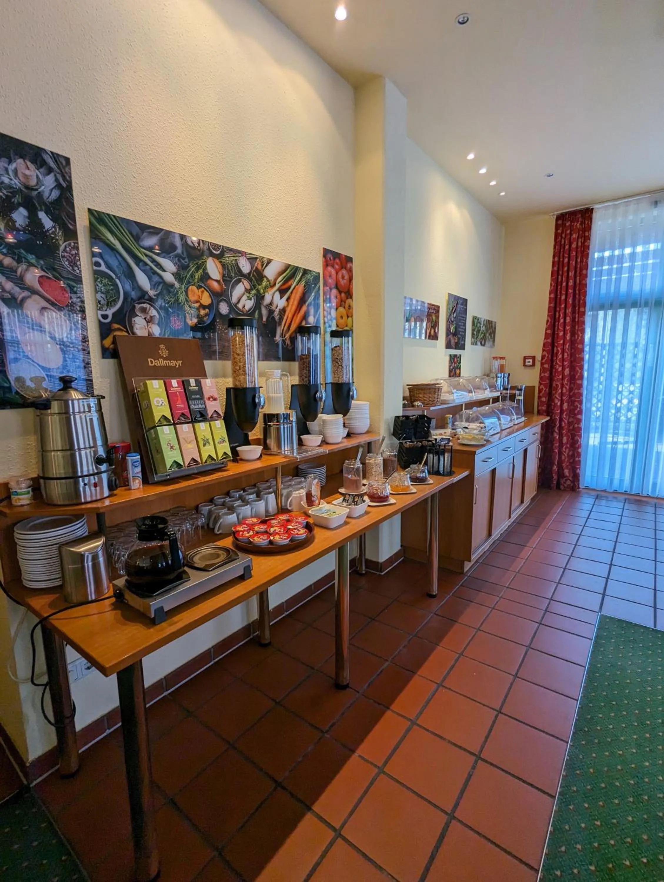 Buffet breakfast in ACRON Hotel Wittenberg