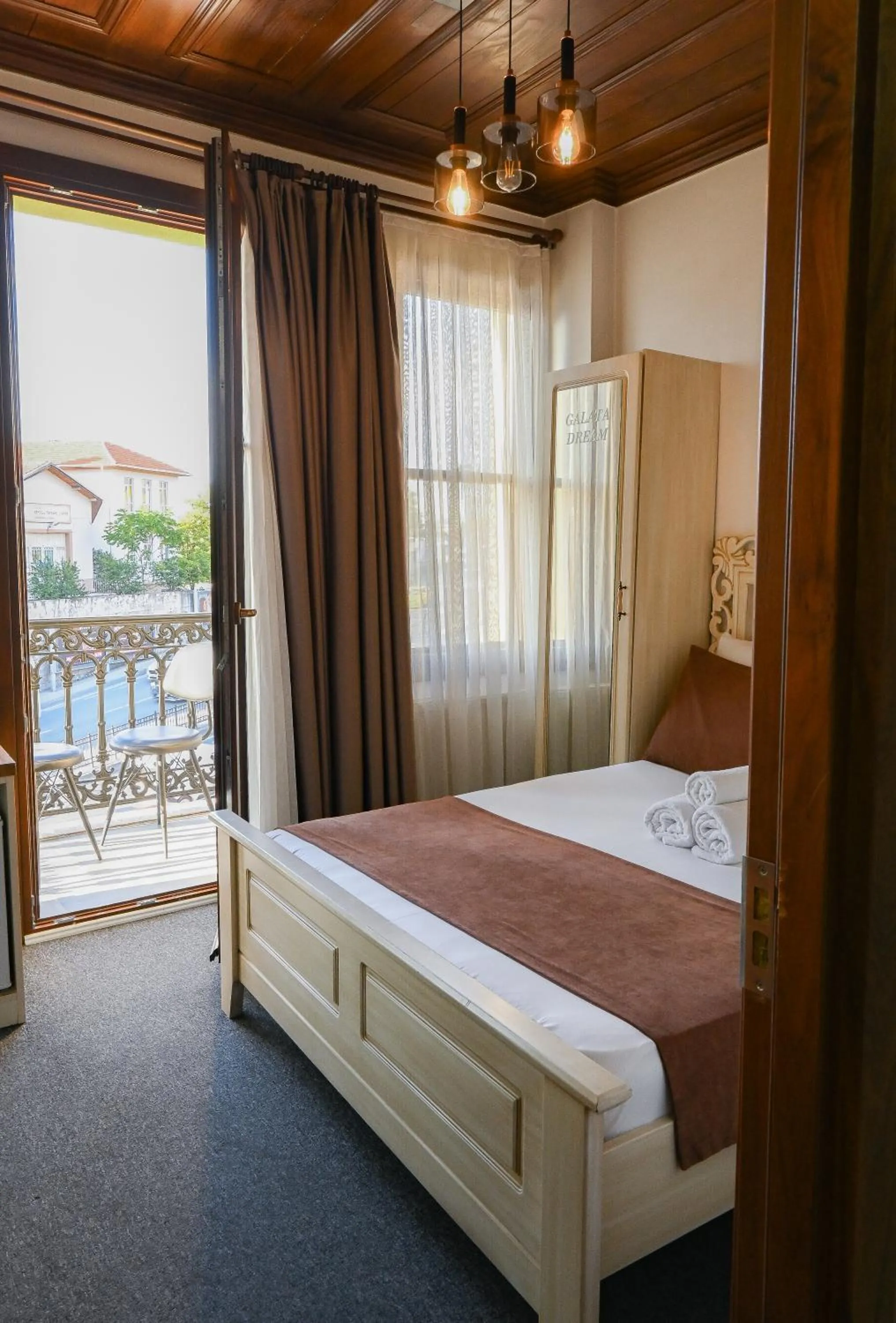 Balcony/Terrace, Bed in Galata Dream Hotel