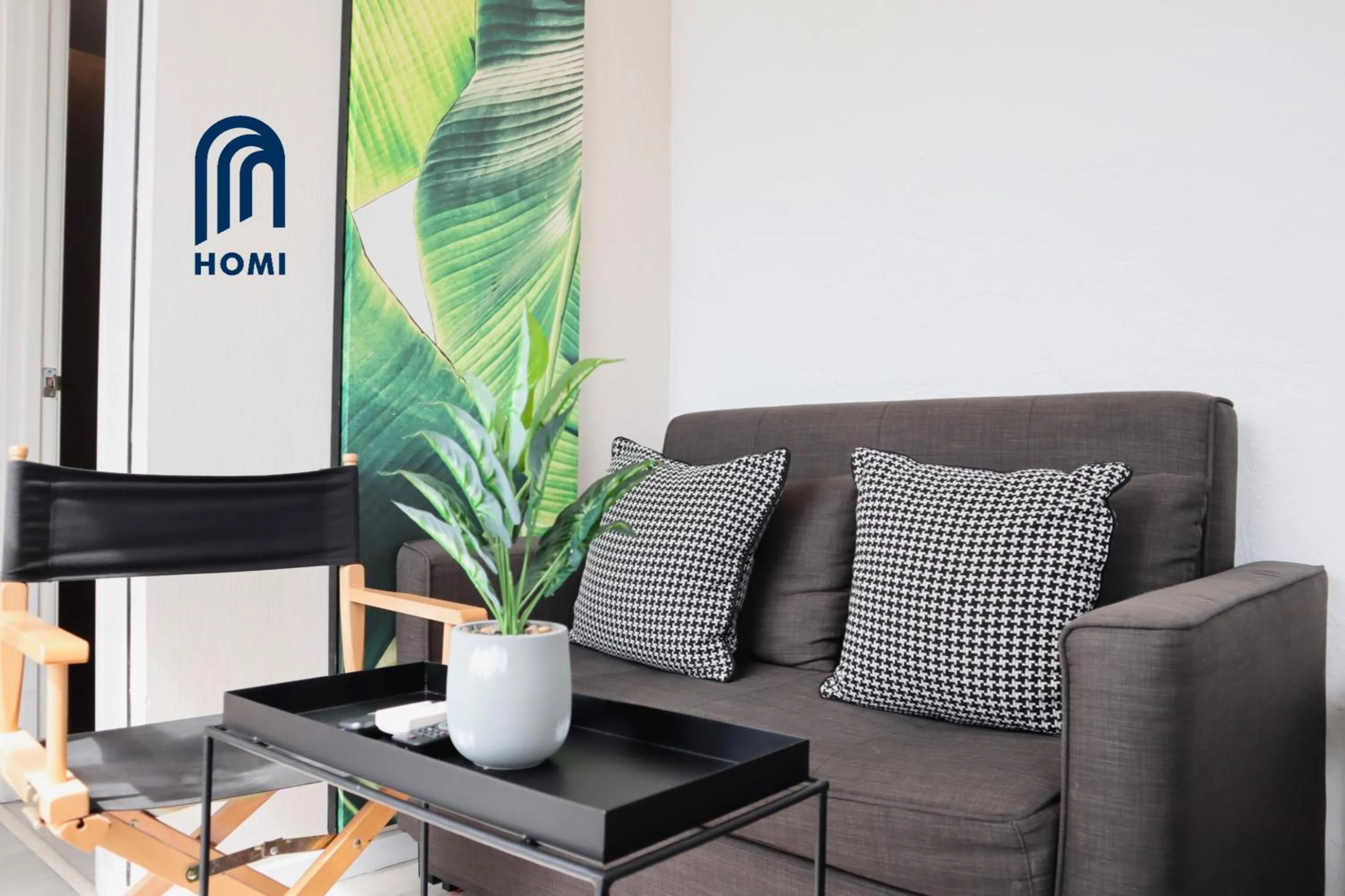 Living room in Homi Oasis at KK Times Square 和逸绿洲