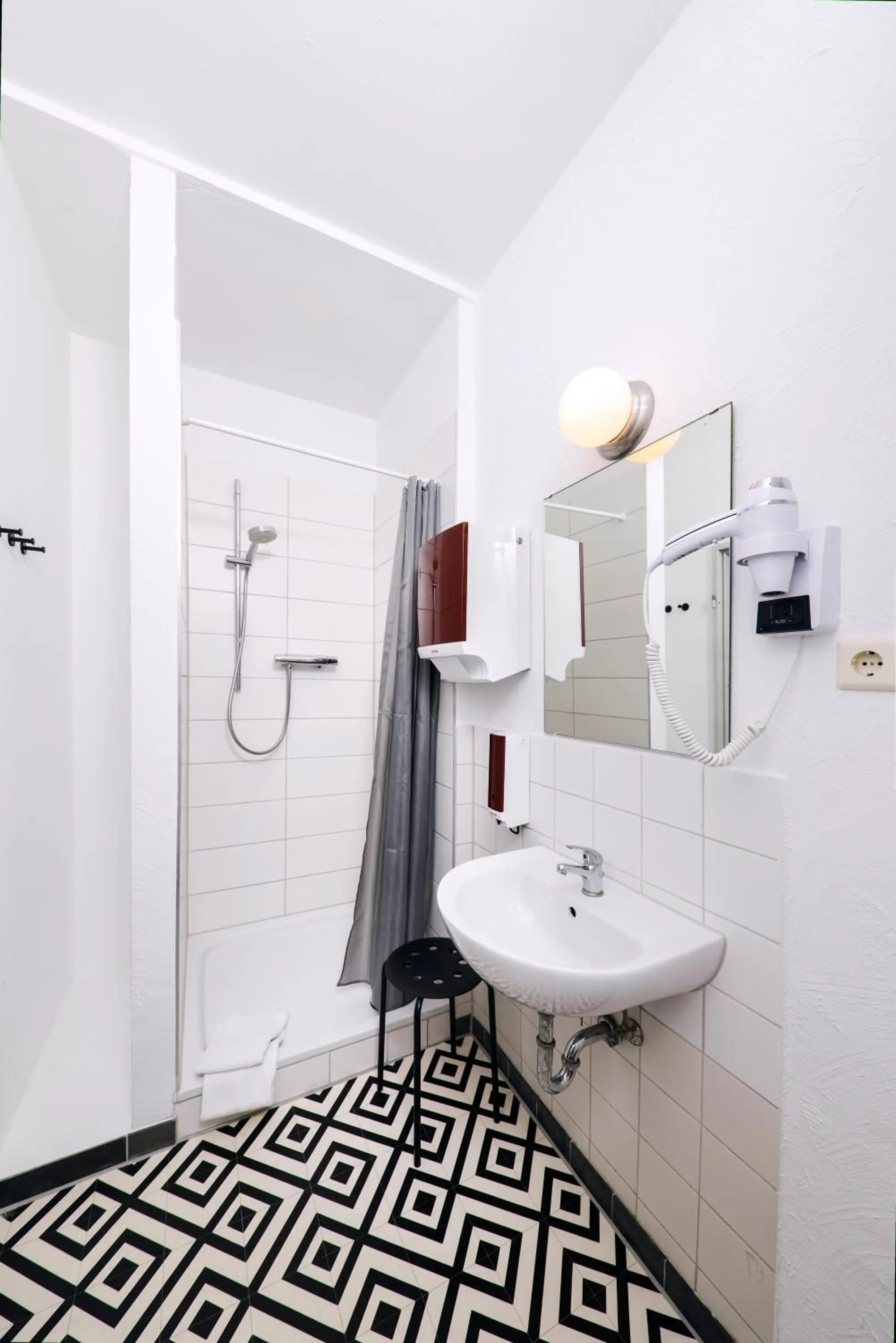 Bathroom in Old Town Hostel