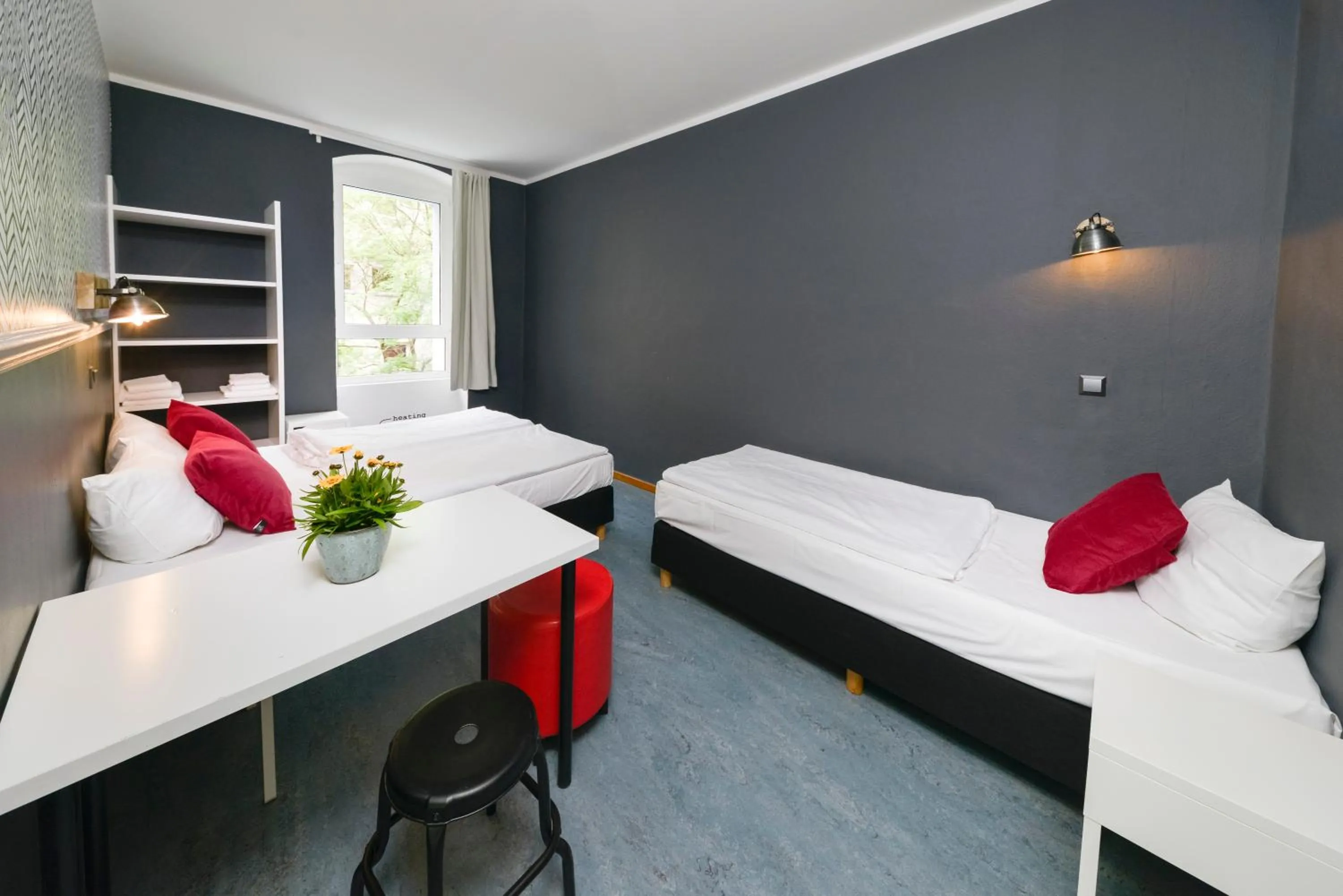 Bedroom, Bed in Old Town Hostel