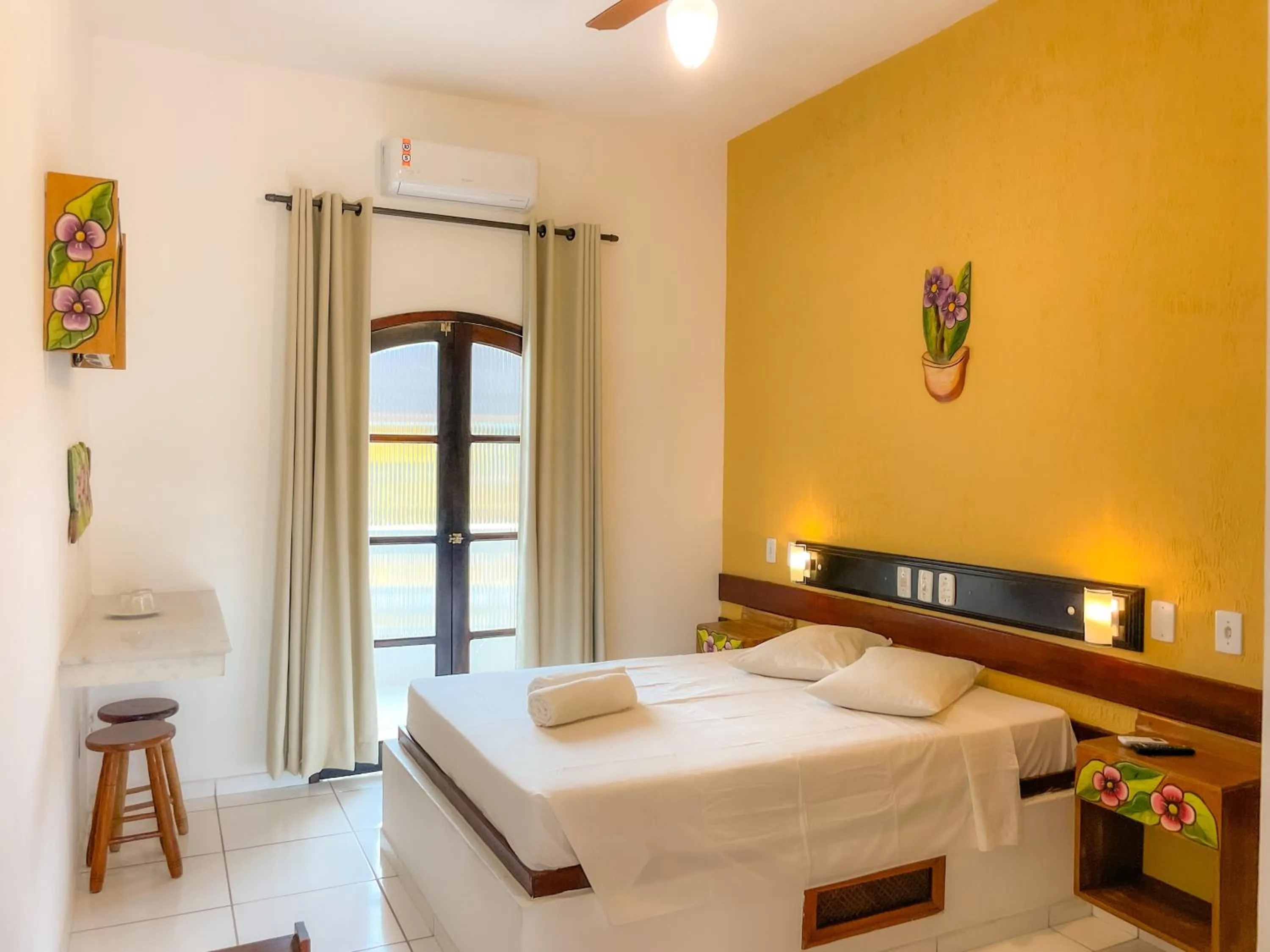 Photo of the whole room, Bed in Hotel Parque Atlântico