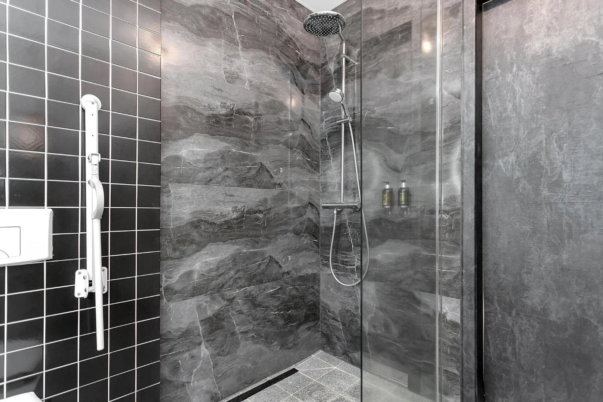 Bathroom in City Center Hotel