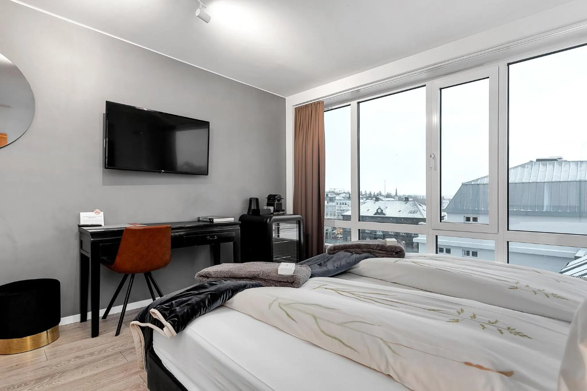 Bedroom, Bed in City Center Hotel