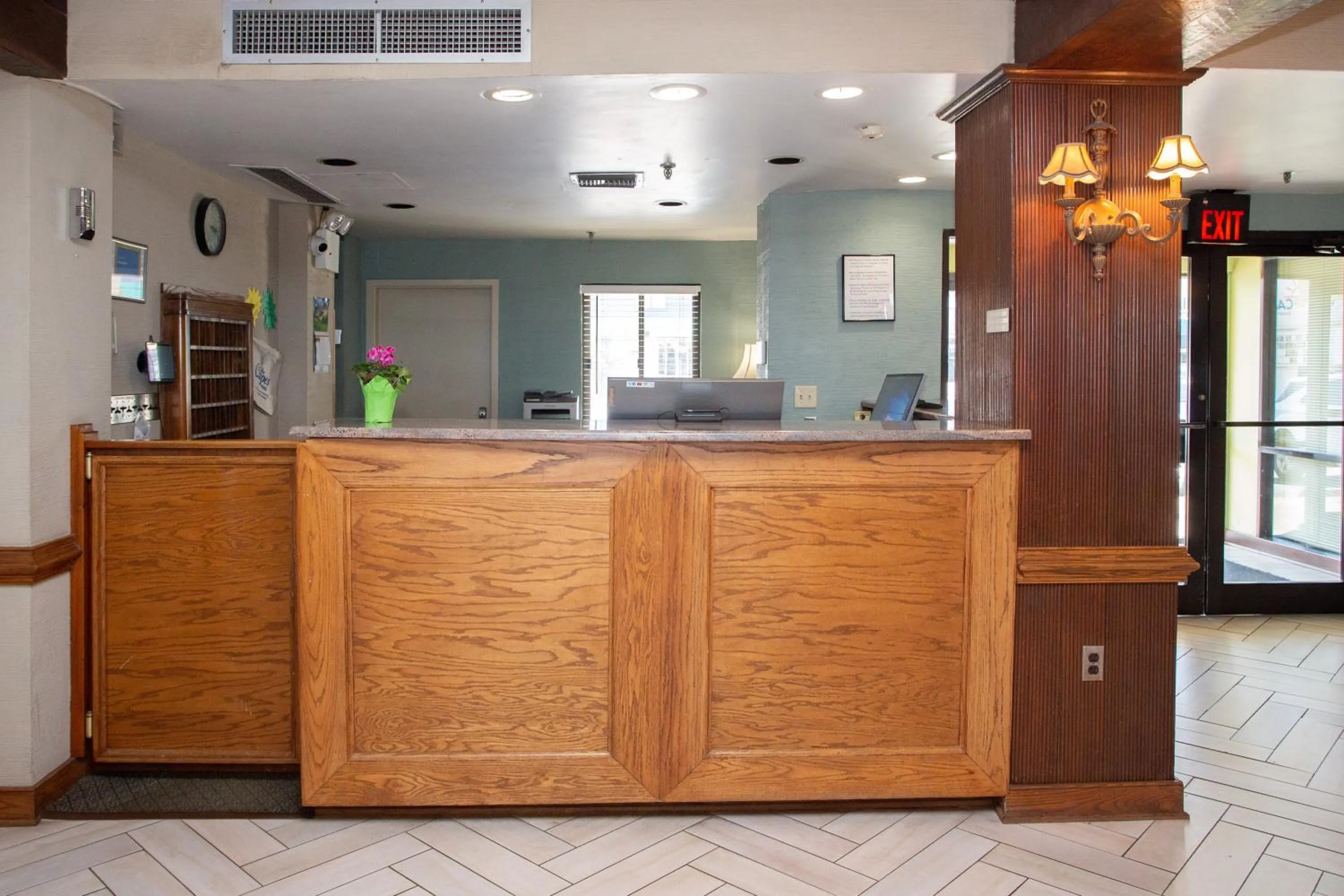 Lobby or reception in Capes Hotel