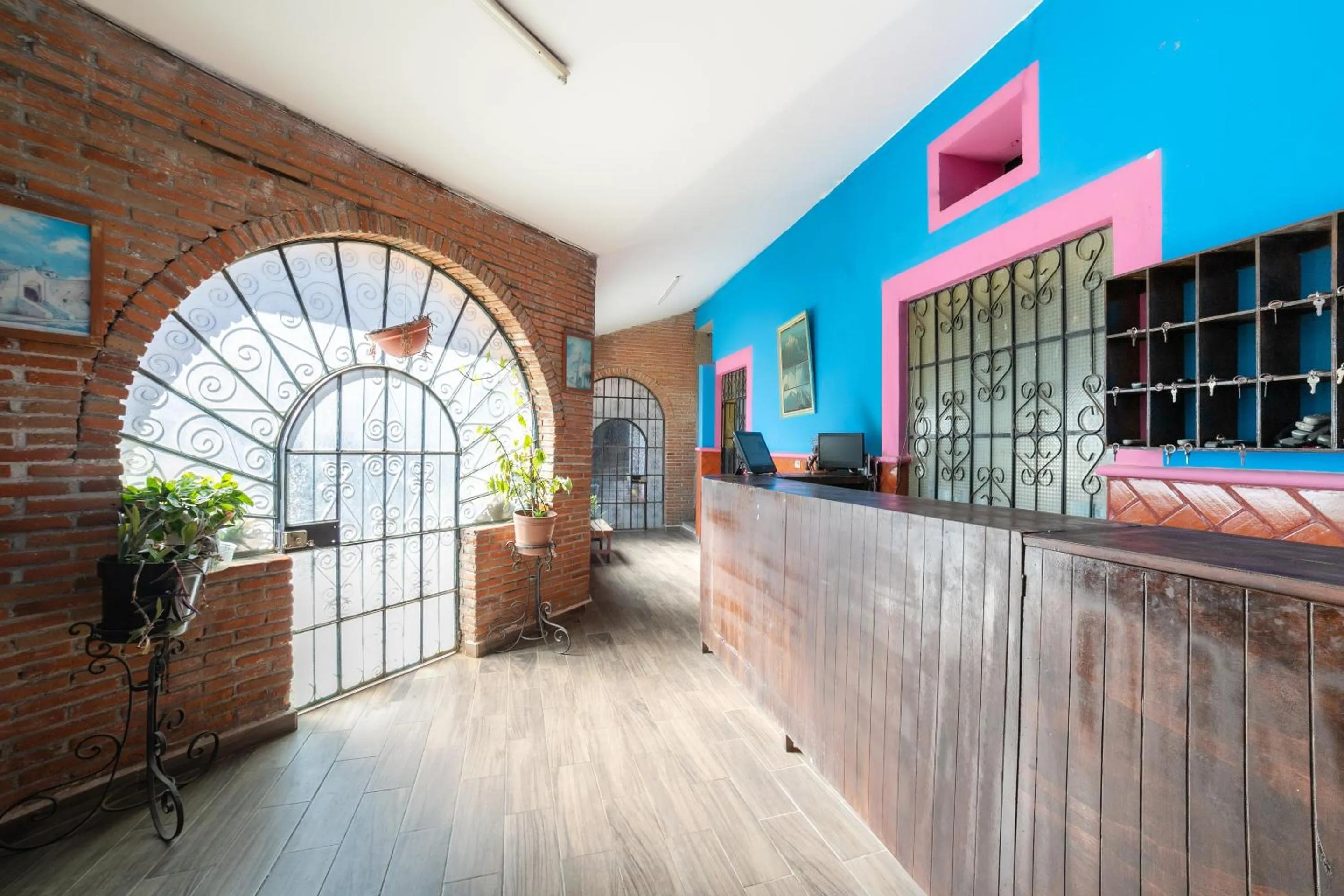 Lobby or reception in OYO Casa Vieja,Ciudad Serdán,Museo La Magnolia