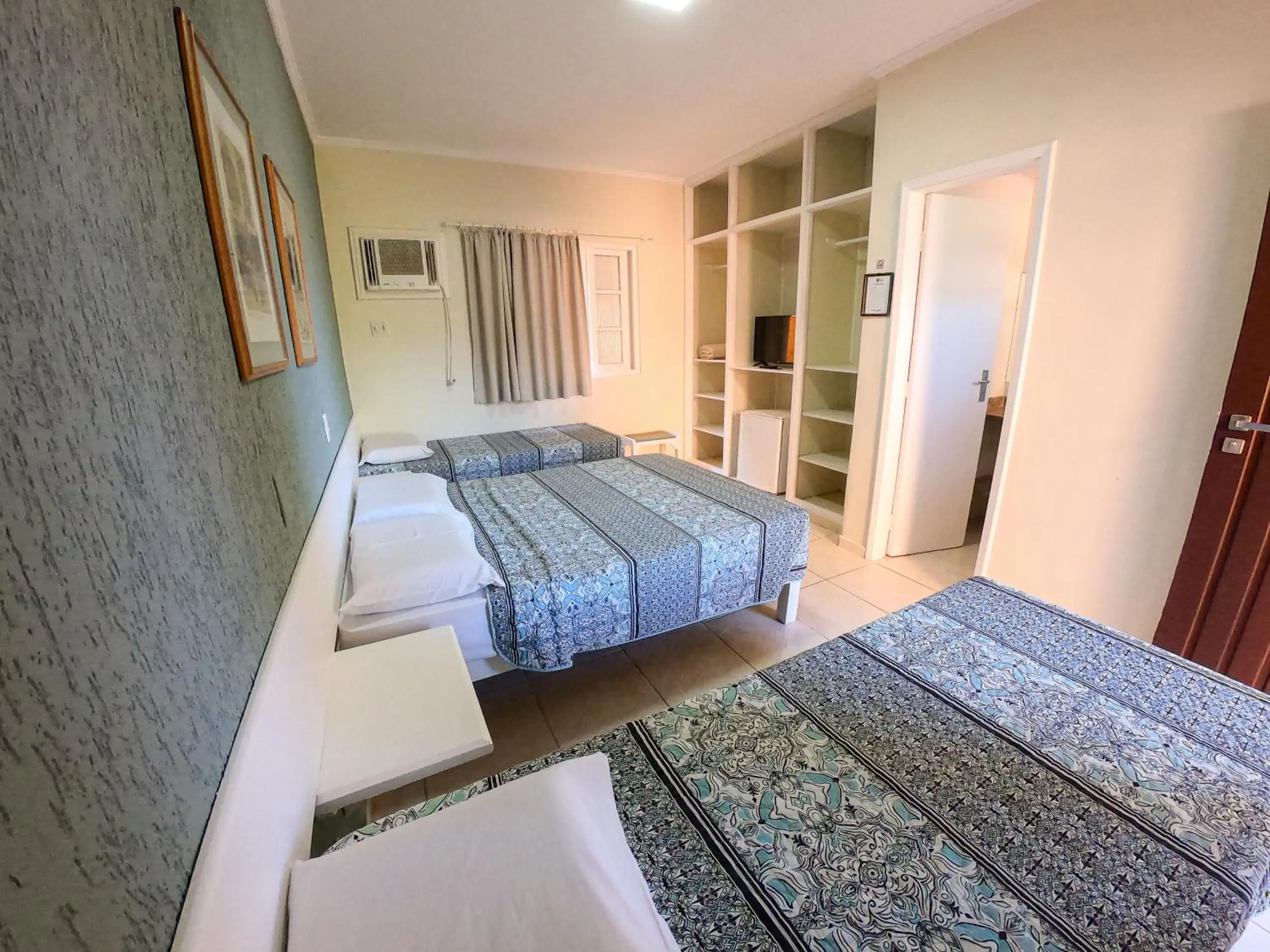 Family Room - single occupancy in Hotel Pousada do Sol Family Room - single occupancy in Hotel Pousada do Sol