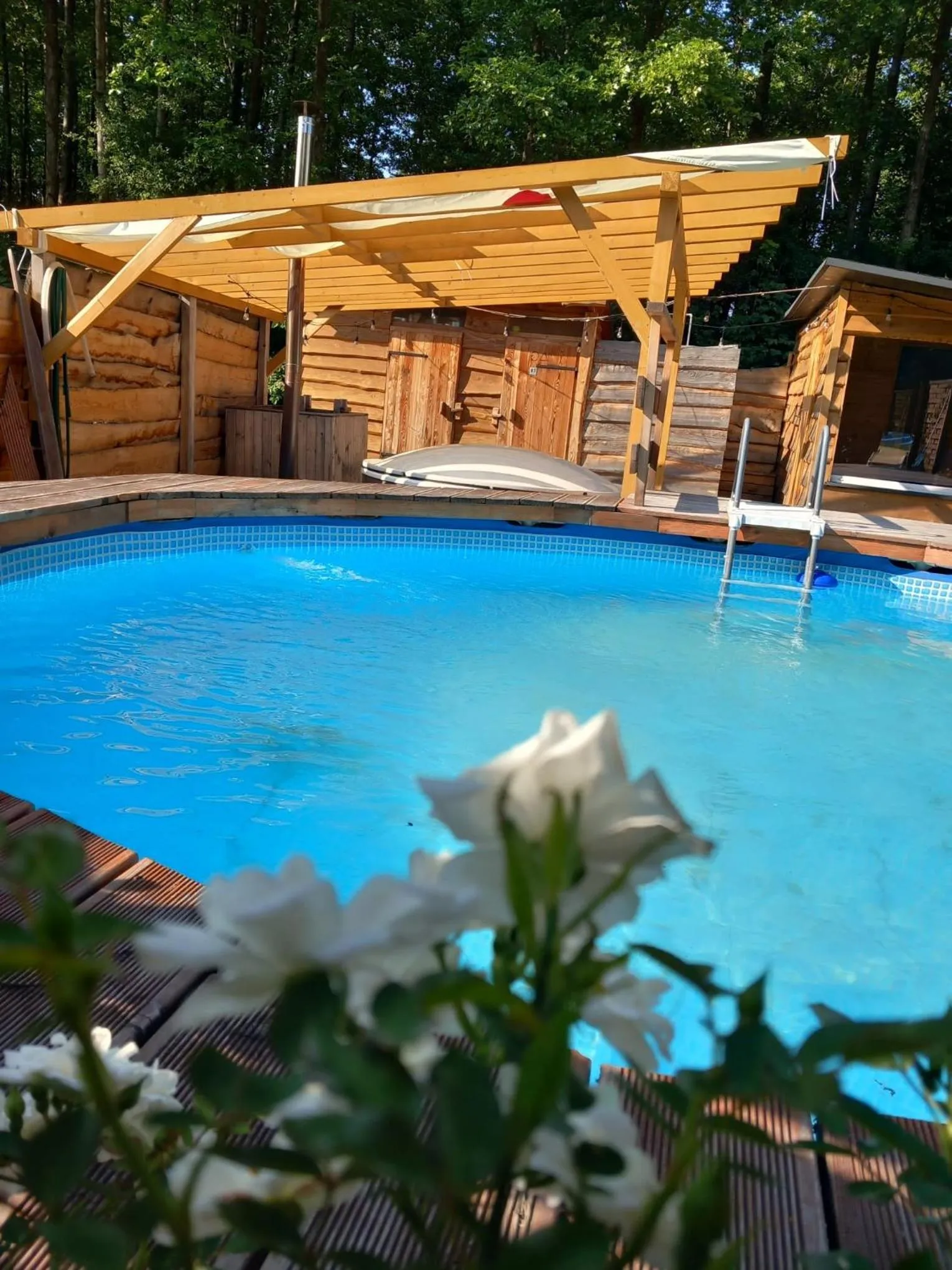 Pool view in OSADA POD LASEM