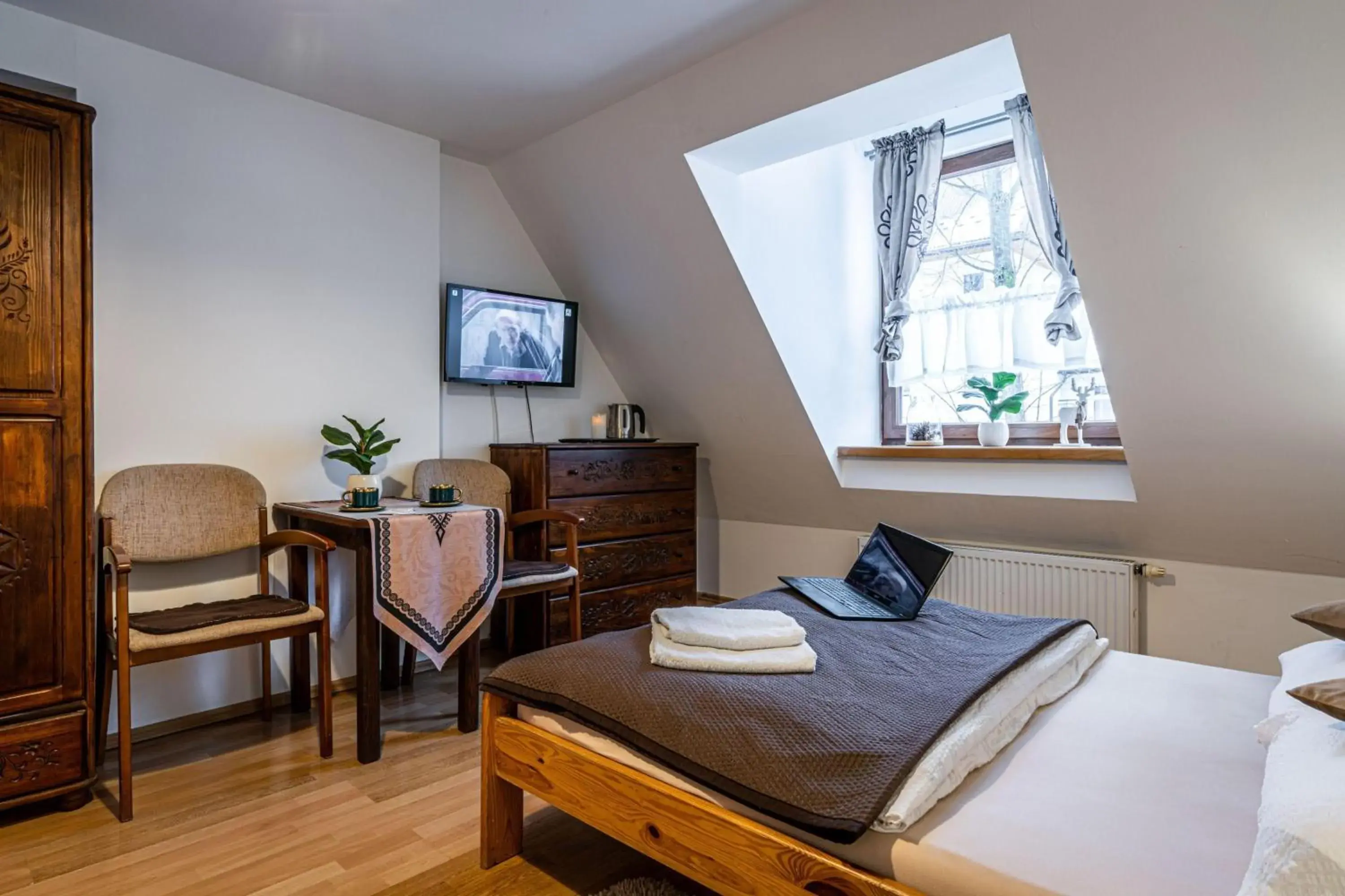 Double Room in Willa Cicha Woda III Double Room in Willa Cicha Woda III