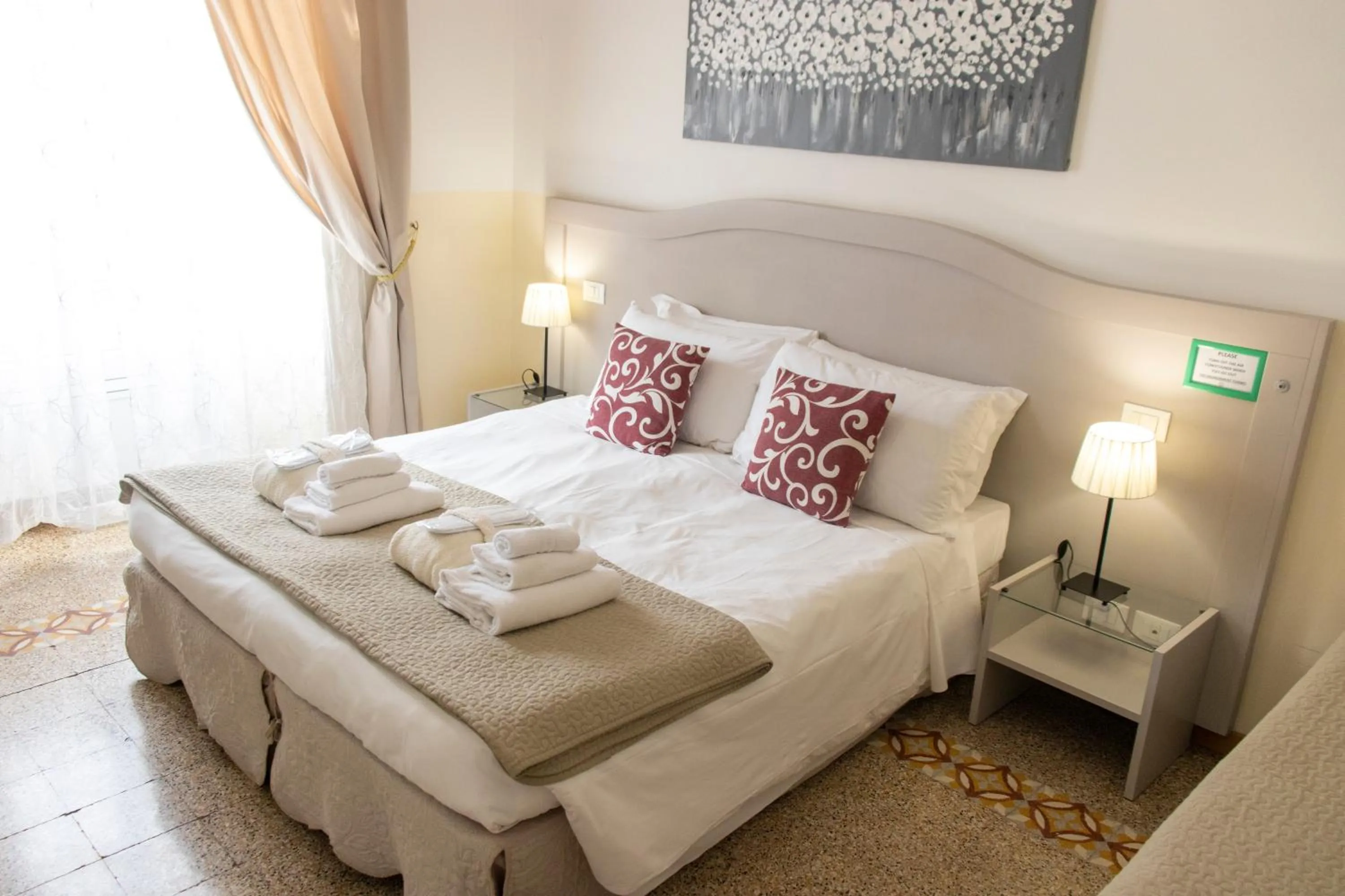 Bed in Biancorèroma B&B