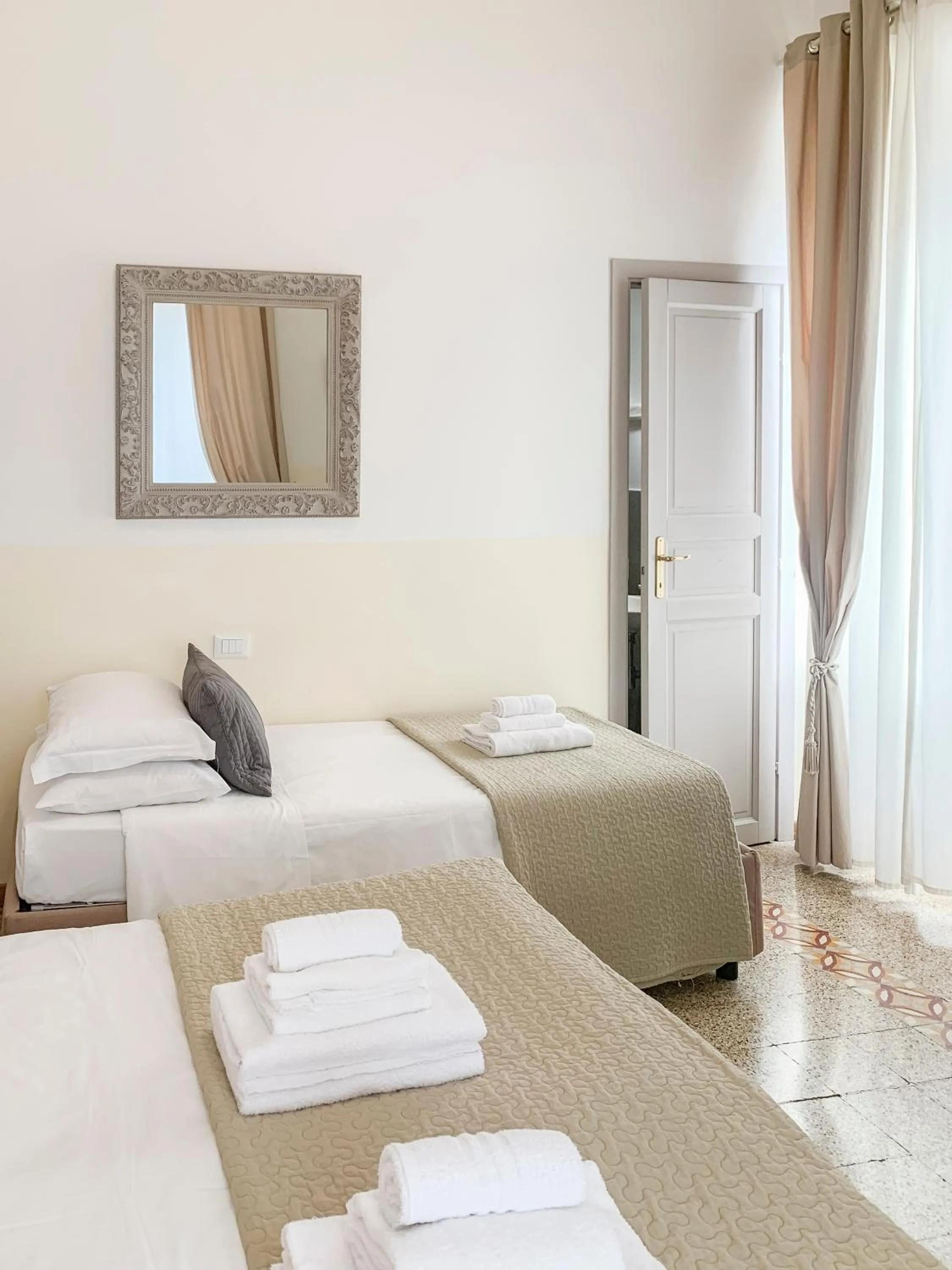 Bedroom, Bed in Biancorèroma B&B