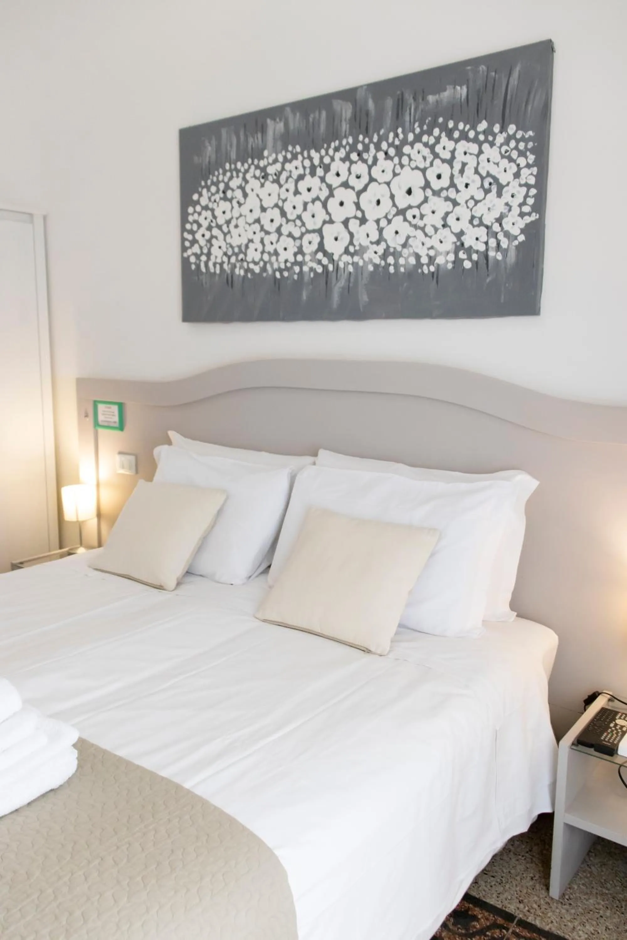 Bedroom, Bed in Biancorèroma B&B