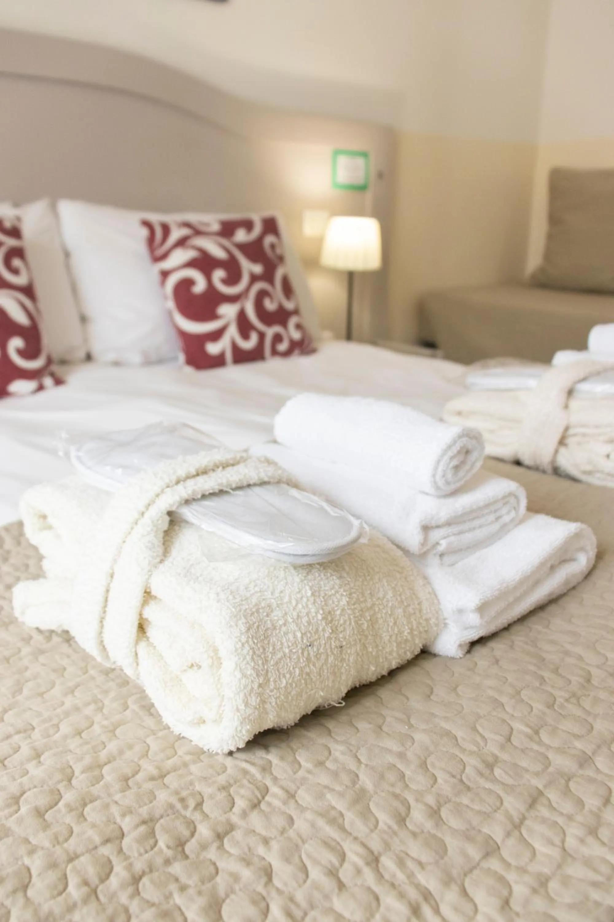 Bed in Biancorèroma B&B