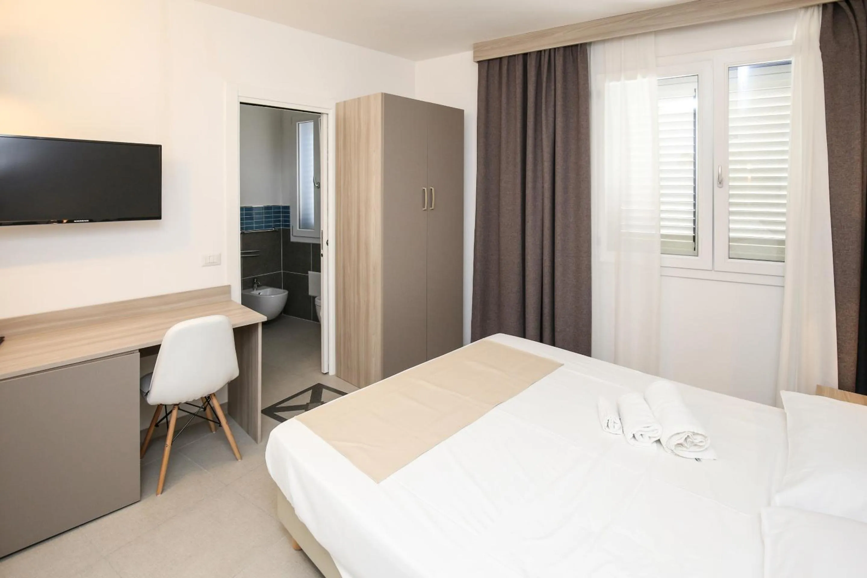 Bedroom, Bed in The Square Castelsardo