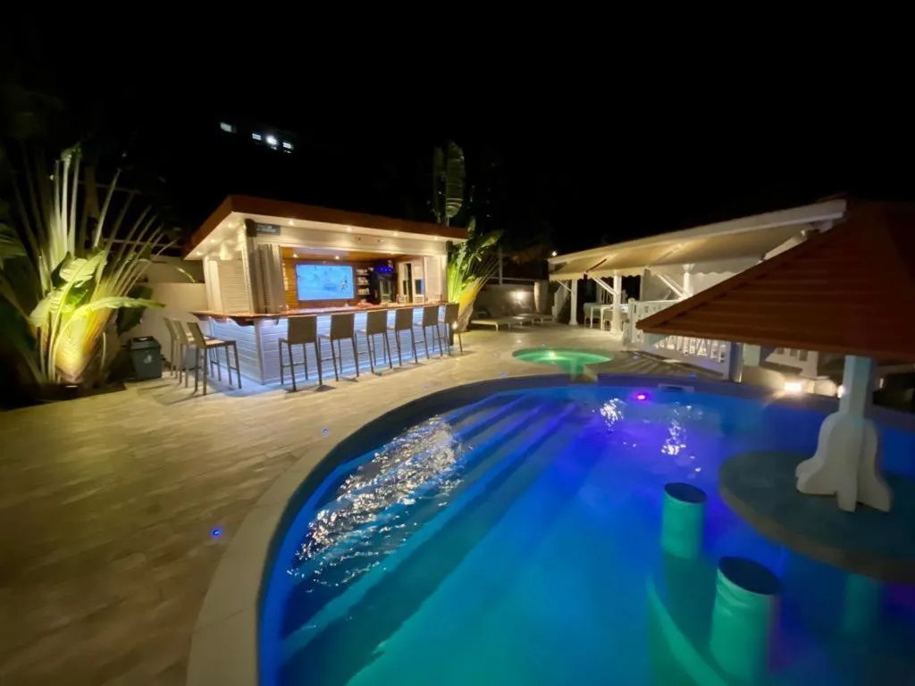 Pool view in LES HAUTS DU CAP