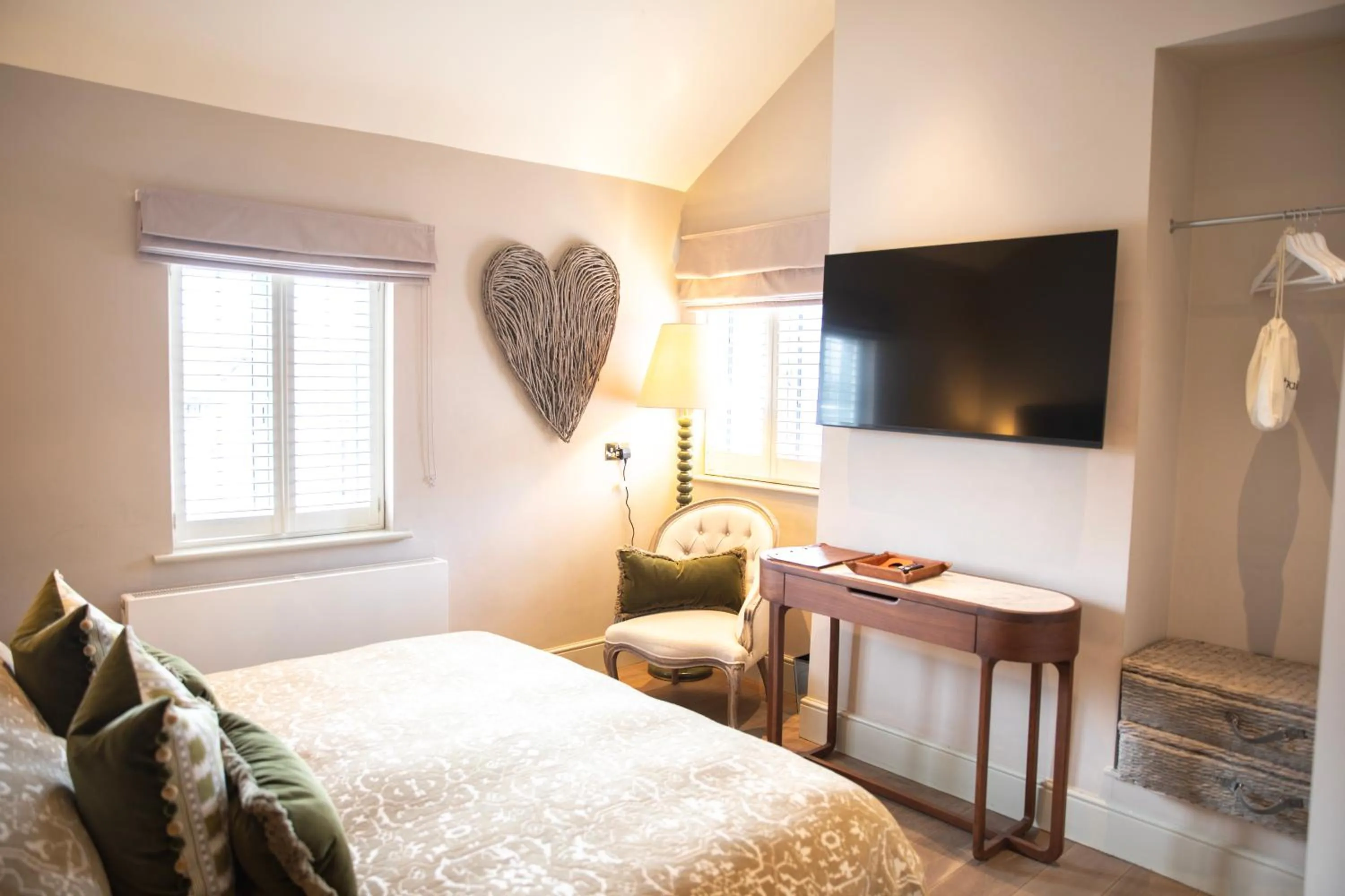 Bed in The Fuzzy Duck