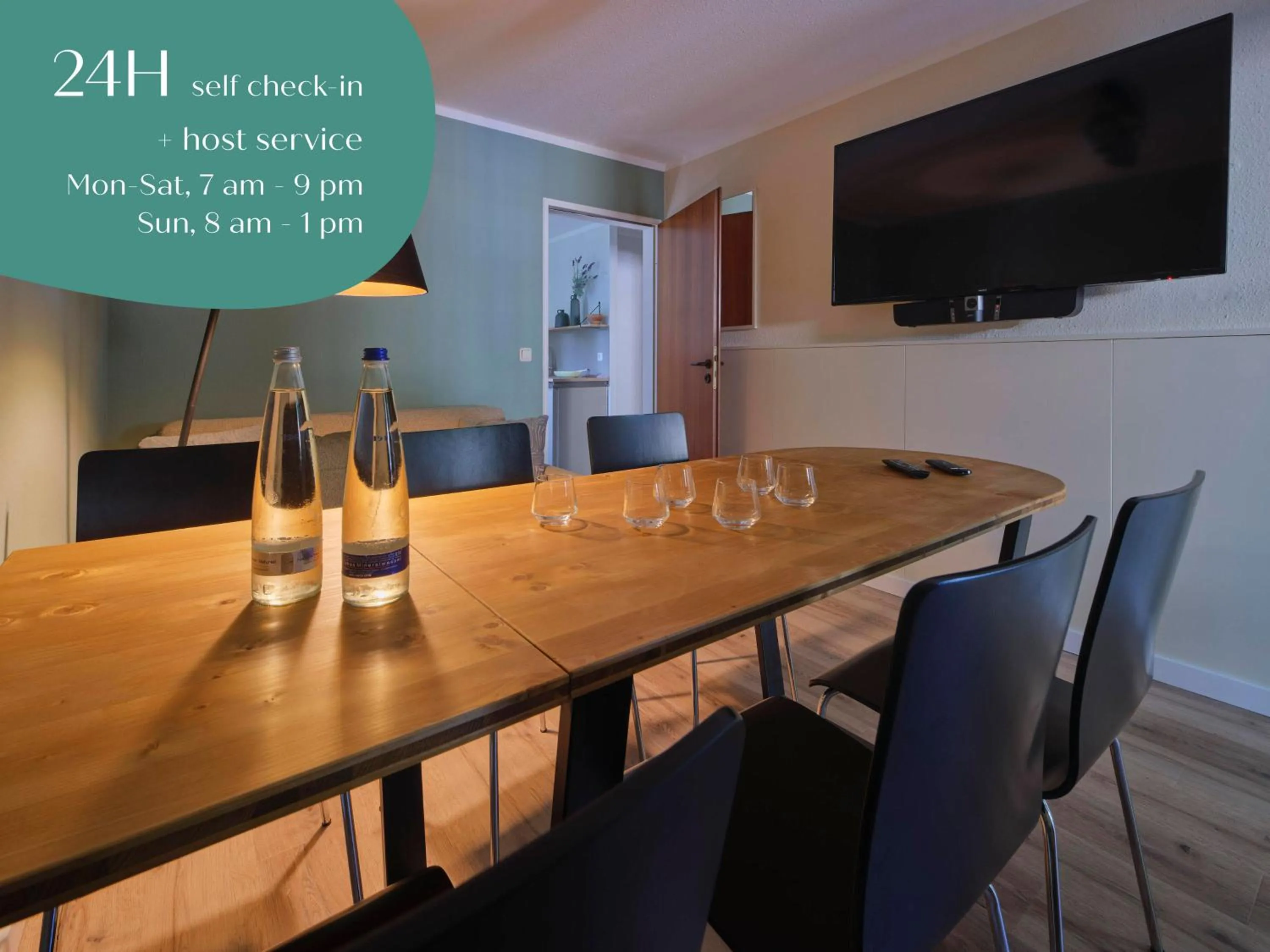 Communal lounge/ TV room in Classik Hotel Martinshof, Messe München