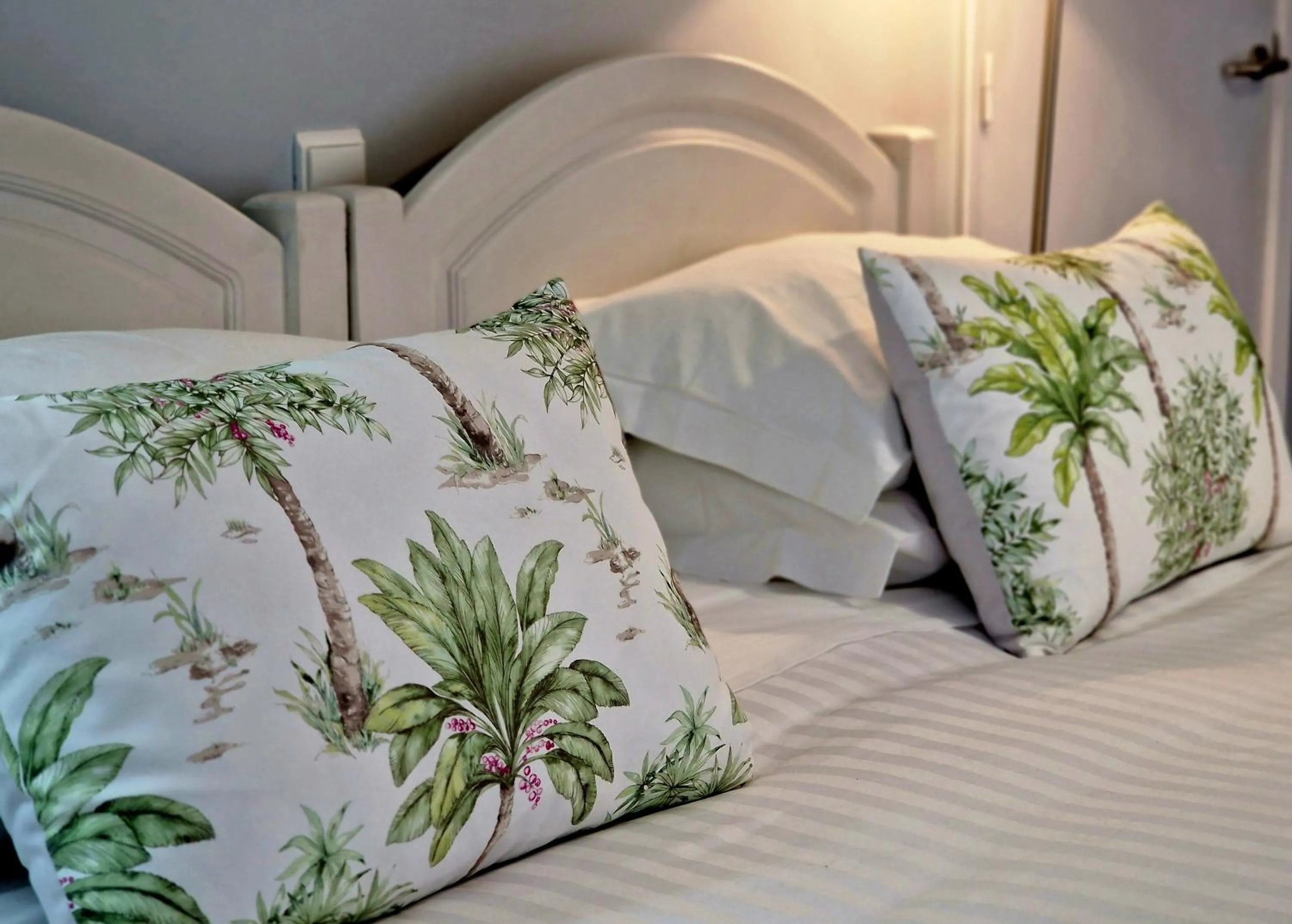 Bed in ASPA Studios - Urban Conscious Living