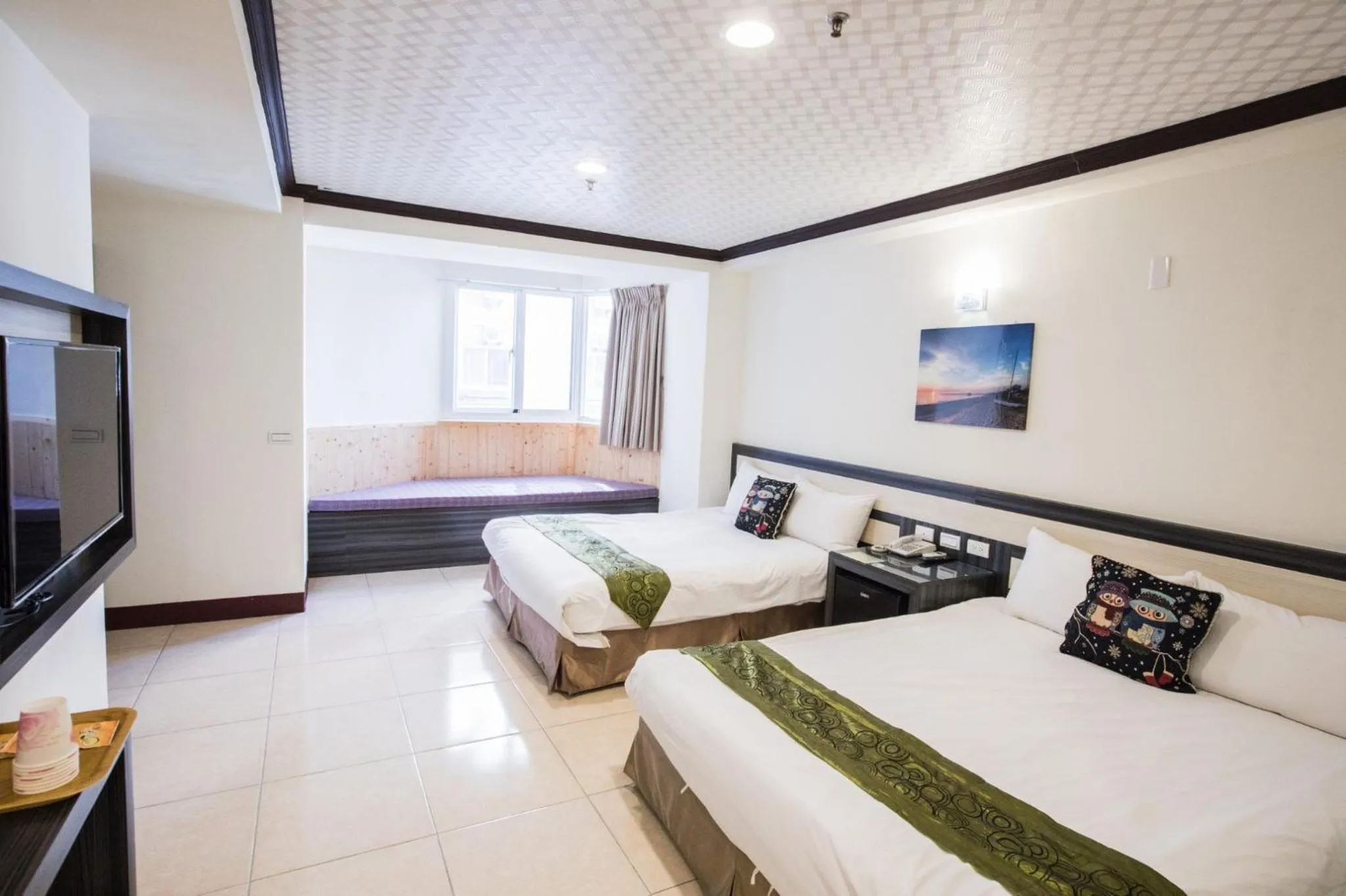 Photo of the whole room, Bed in Kenting Maldives Hotspring Hotel