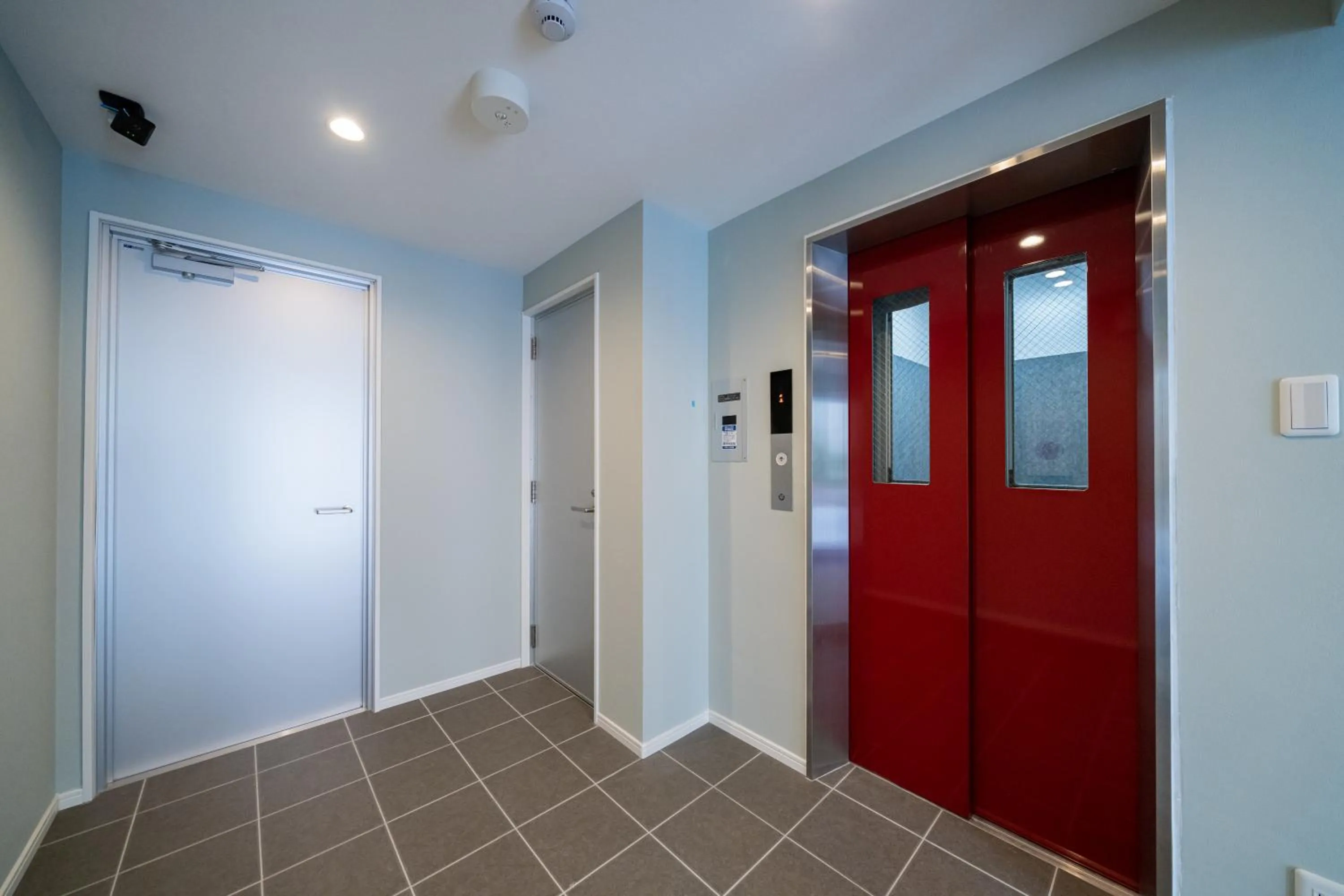 Facade/entrance in Tenpoint Hotel OKOU