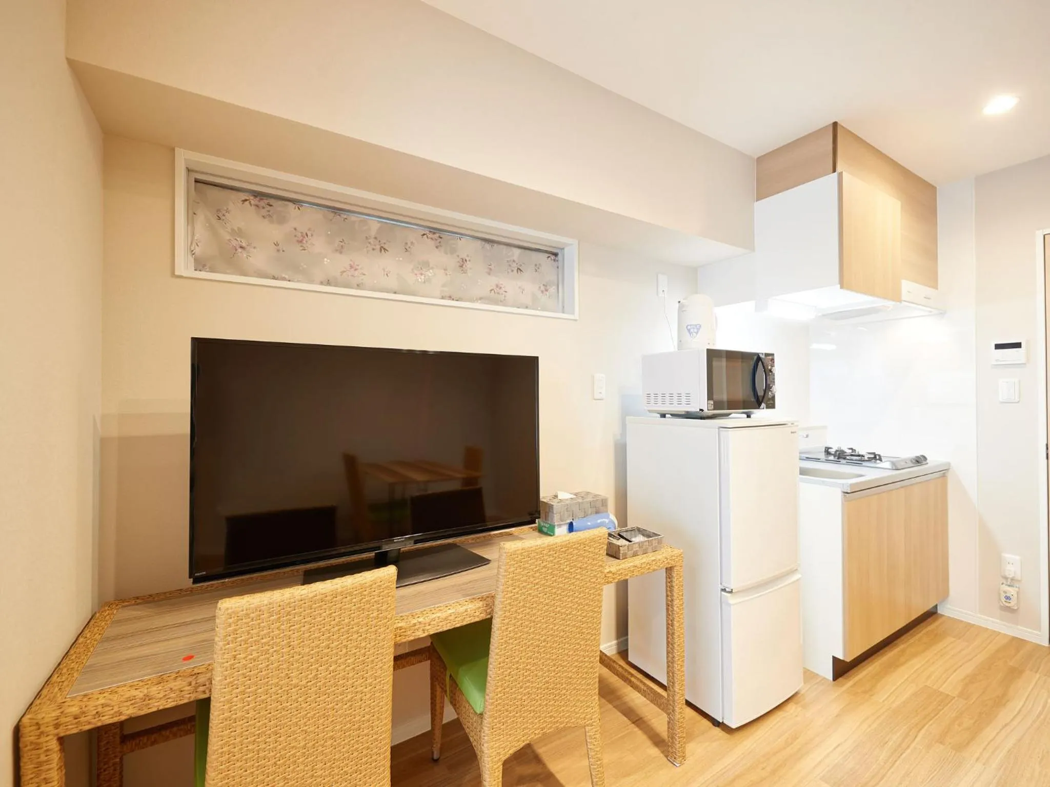 Photo of the whole room in Tenpoint Hotel OKOU