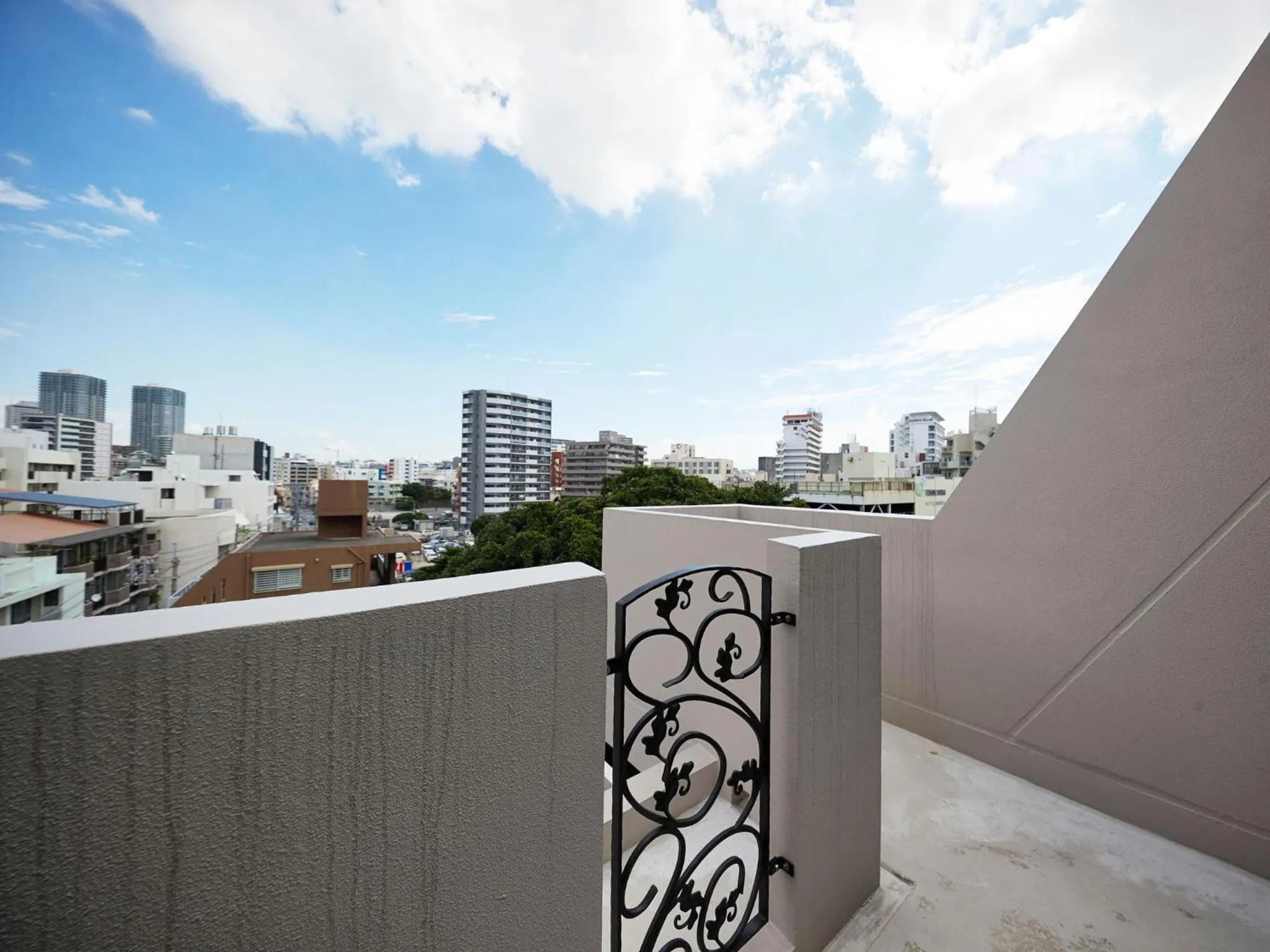 Balcony/Terrace in Tenpoint Hotel OKOU