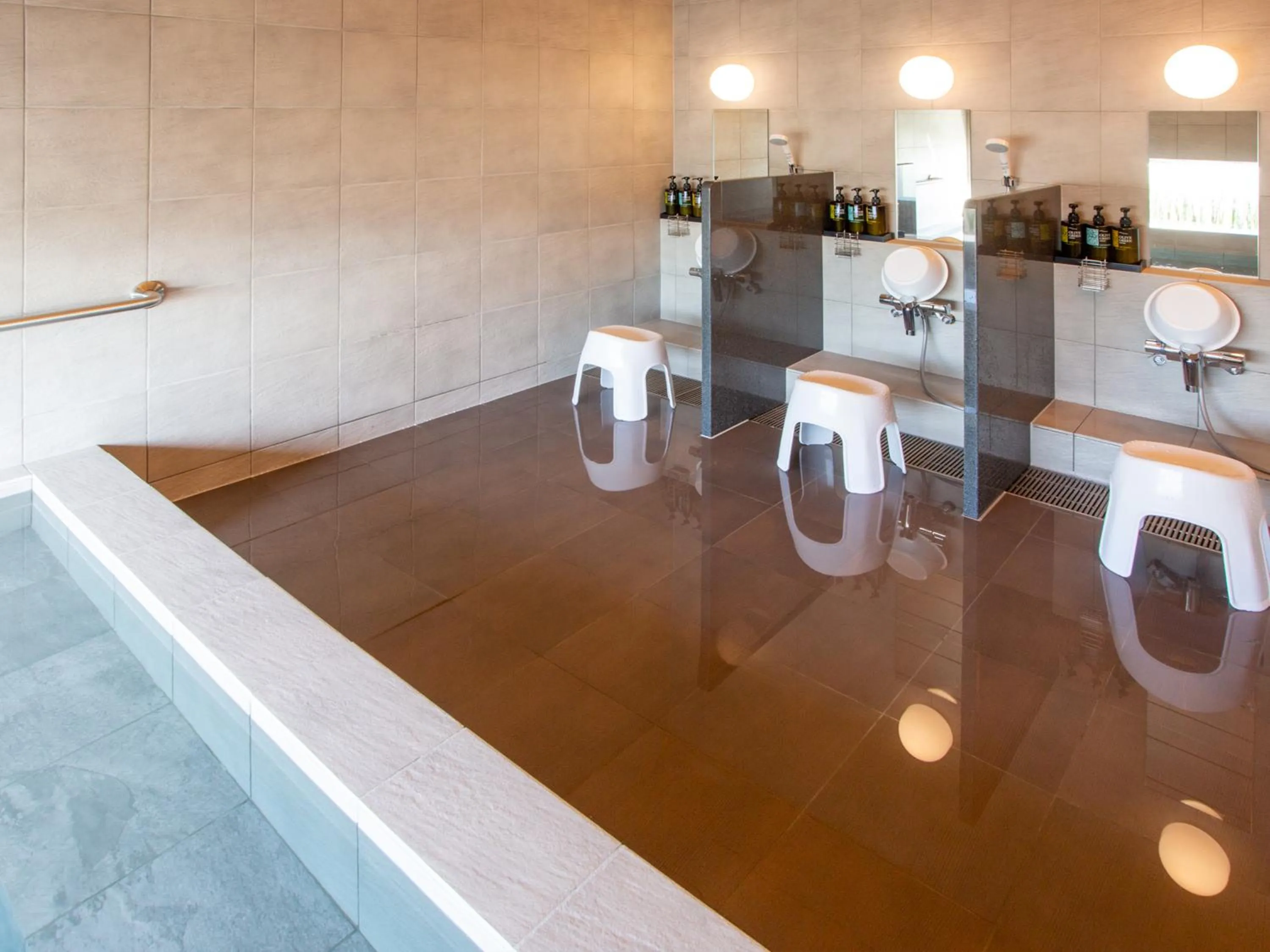 Public Bath in Kuretake Inn Premium Fukuroi Ekimae