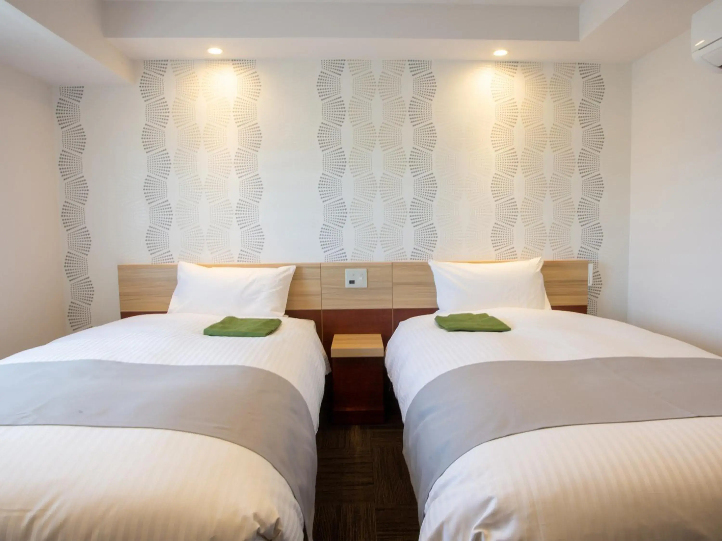 Twin Room - Non-Smoking in Kuretake Inn Premium Fukuroi Ekimae Twin Room - Non-Smoking in Kuretake Inn Premium Fukuroi Ekimae