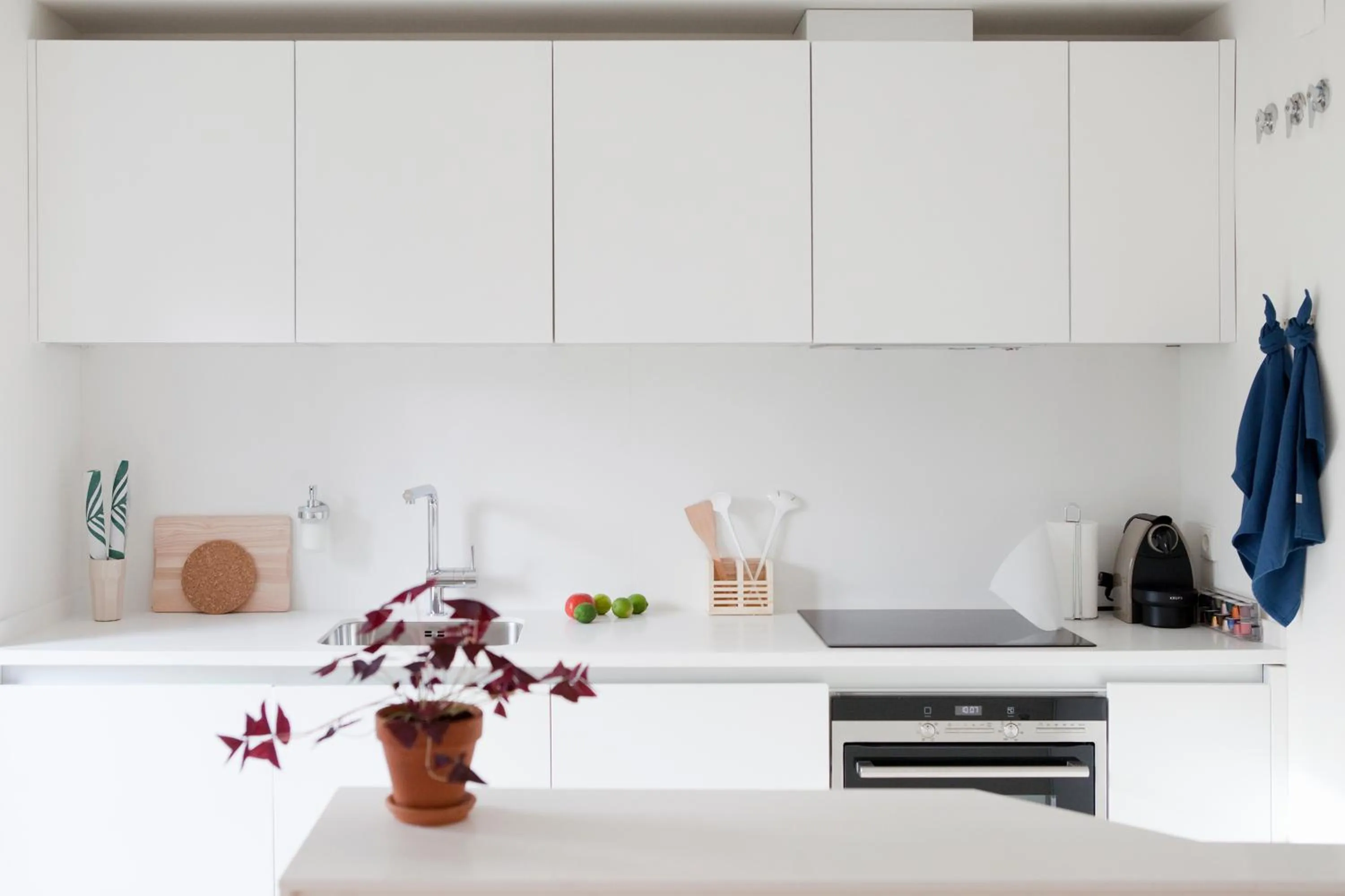 Kitchen or kitchenette in 60 Balconies Art