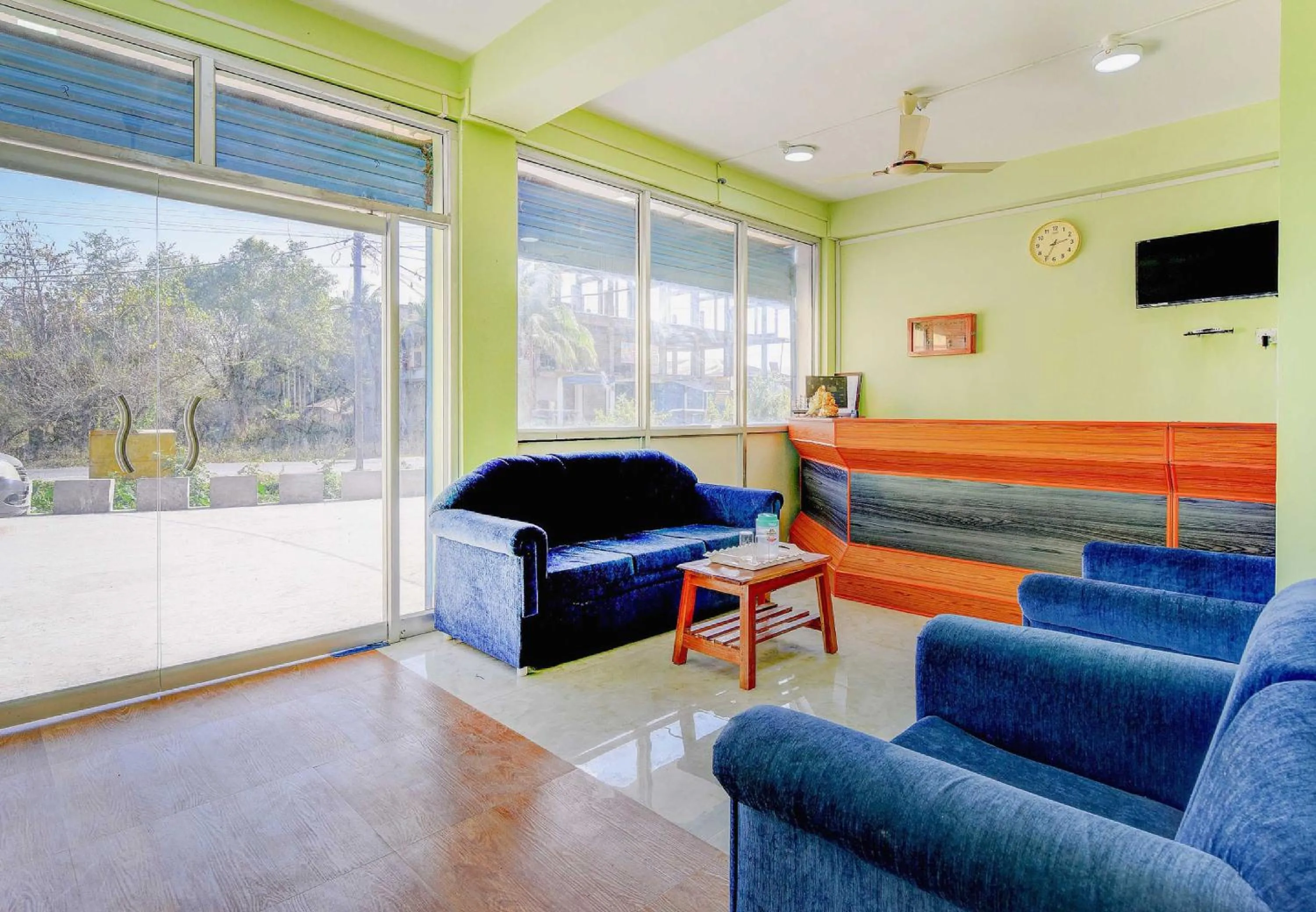 Lobby or reception in Hotel O Matri Smriti