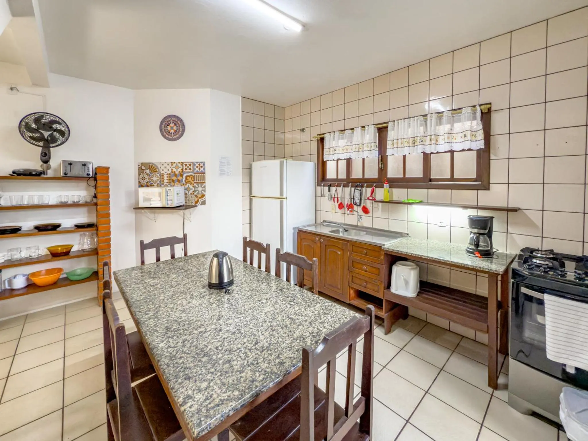 Dining area in Lemuria Apart Hotel