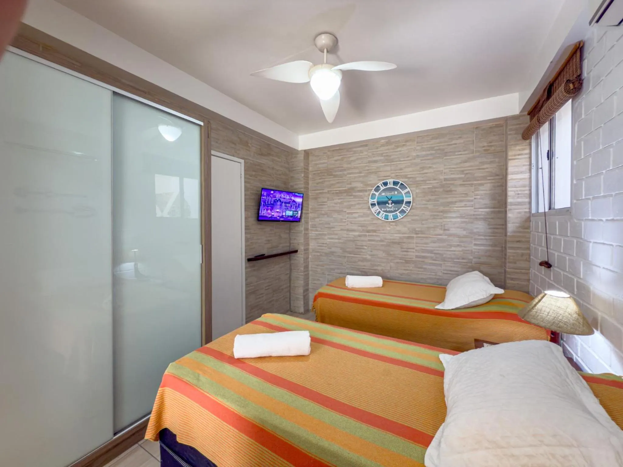 Bed in Lemuria Apart Hotel