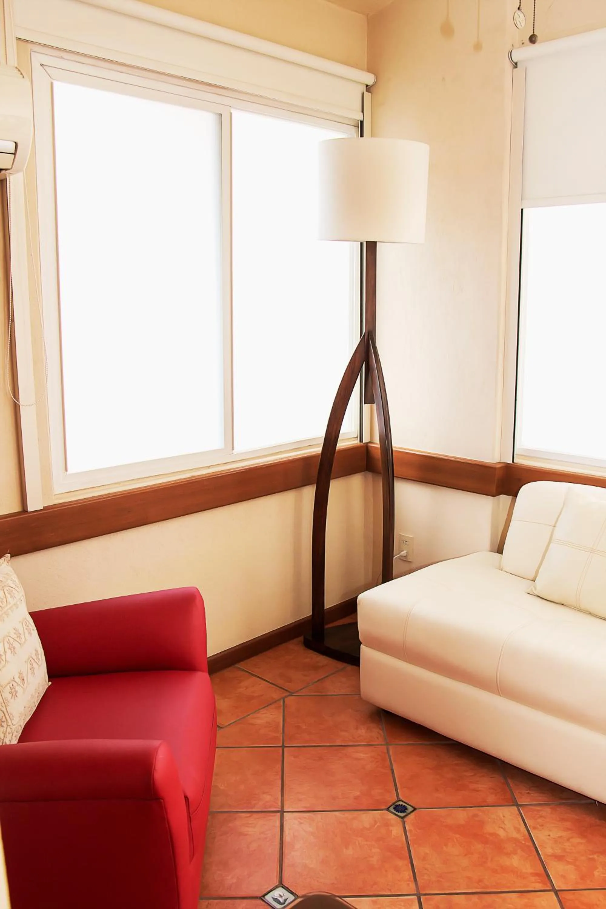 Living room in Alcazar Suites