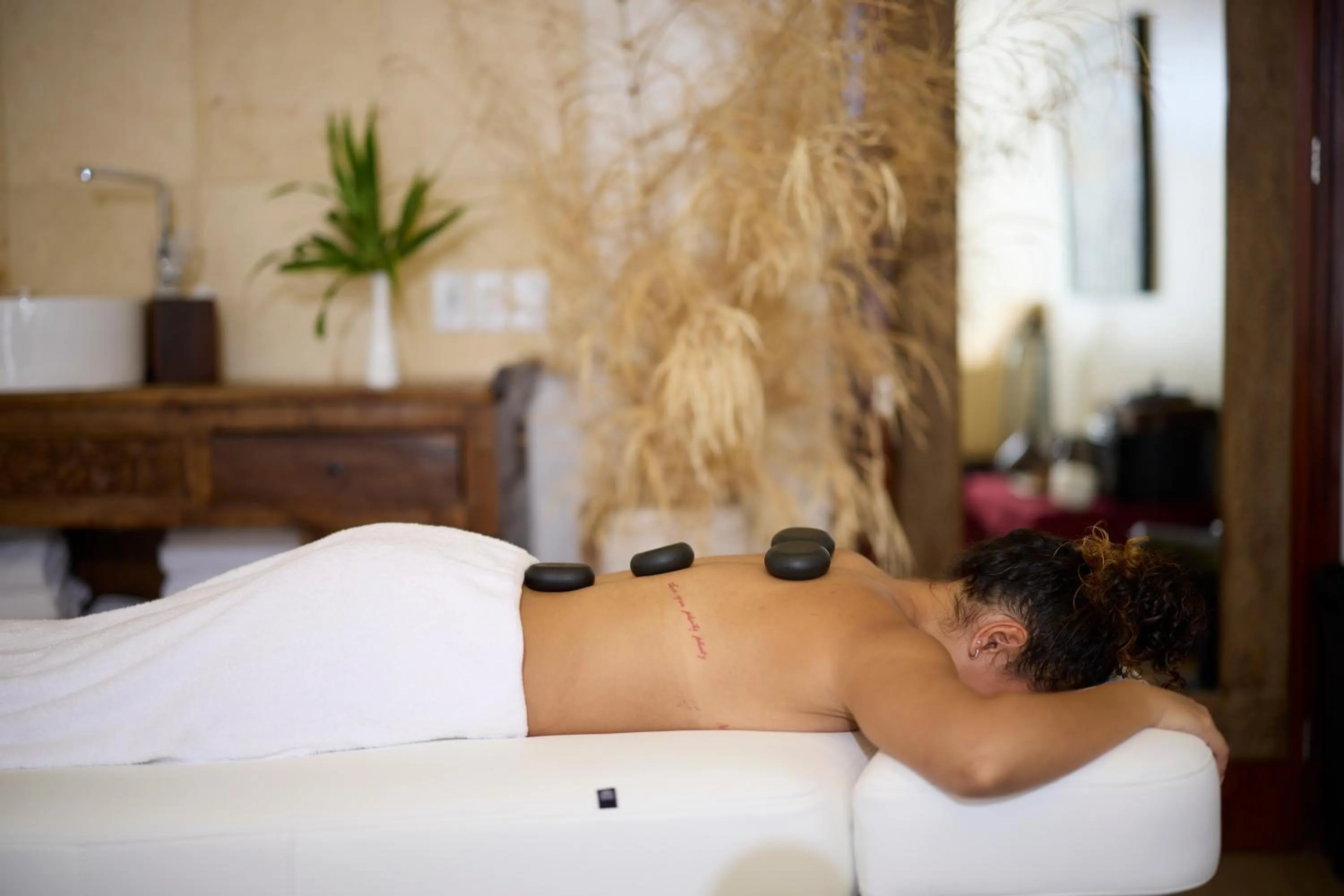 Massage in Torarica Resort