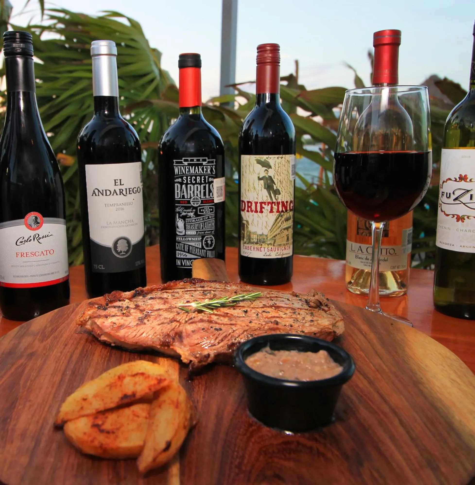 Food and drinks in Yuum Ha Boutique Hotel