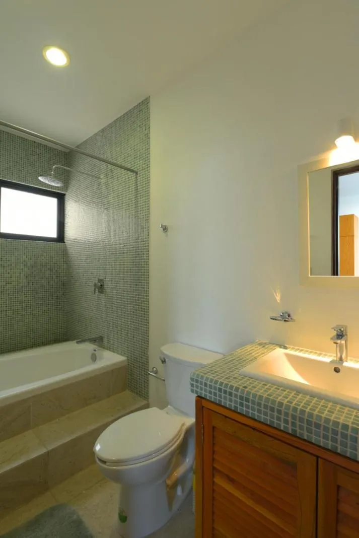 Toilet in Yuum Ha Boutique Hotel