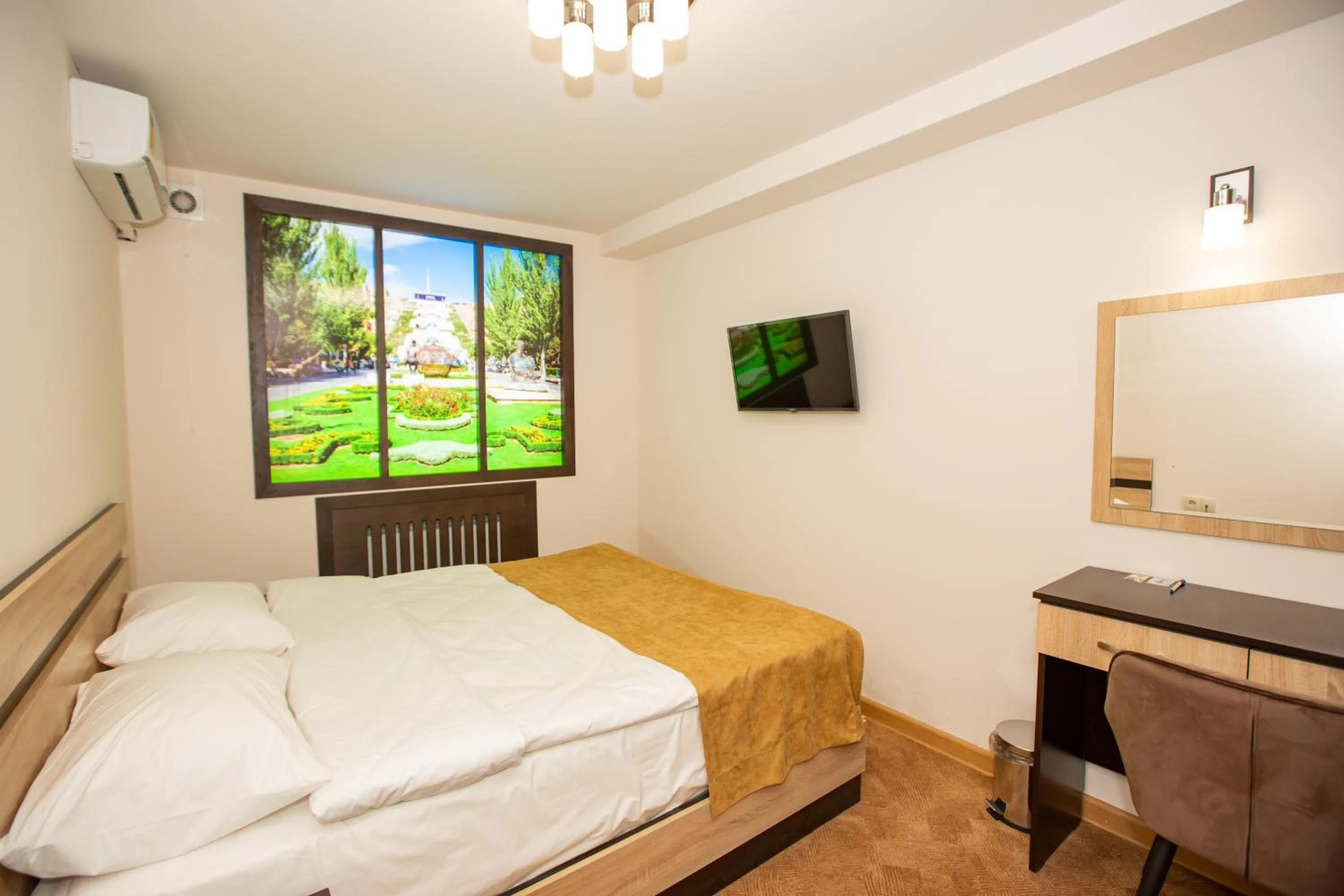 Bed in Good Hotel Yerevan