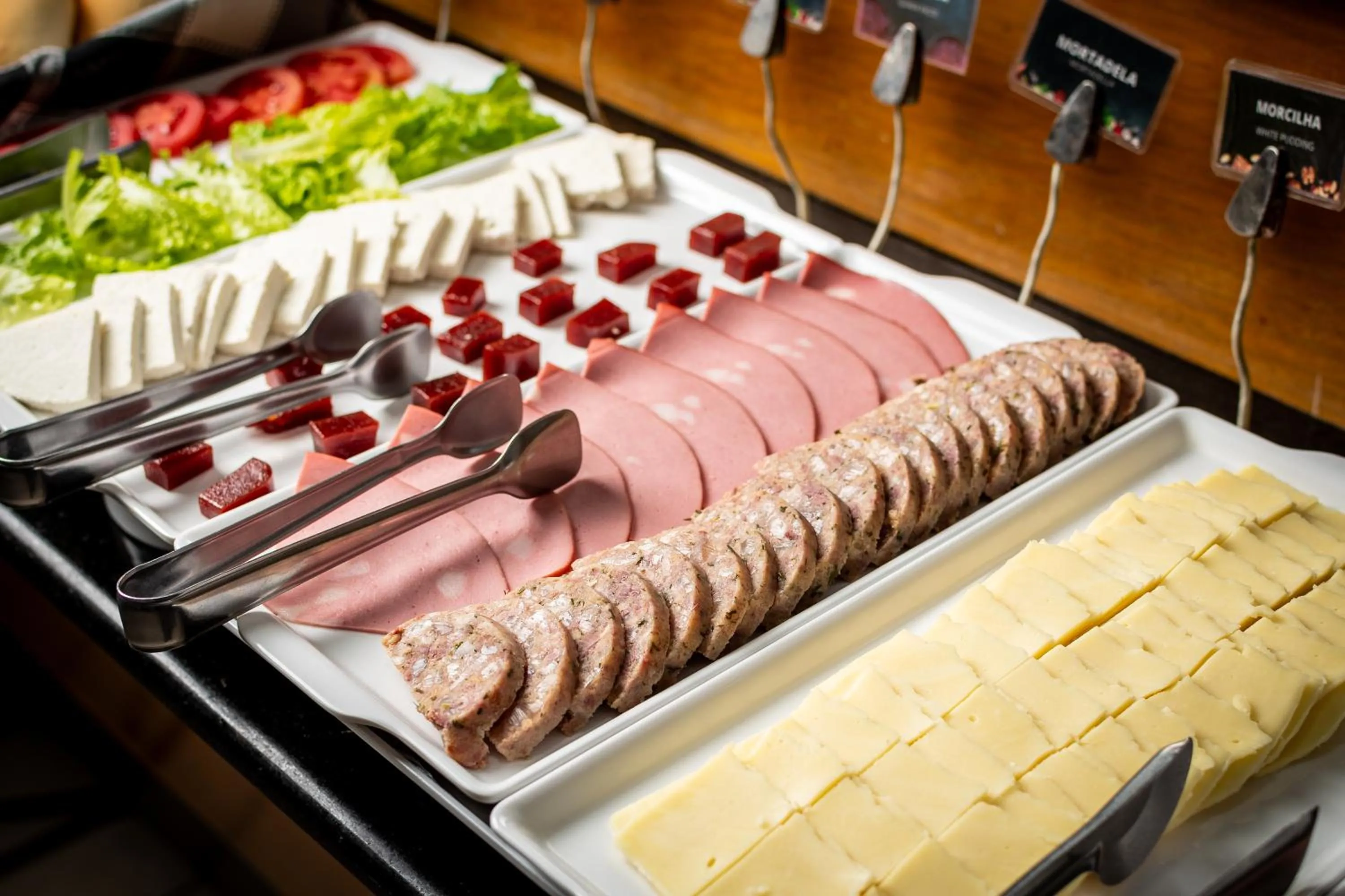 Food and drinks in Brivali Hotel Centro